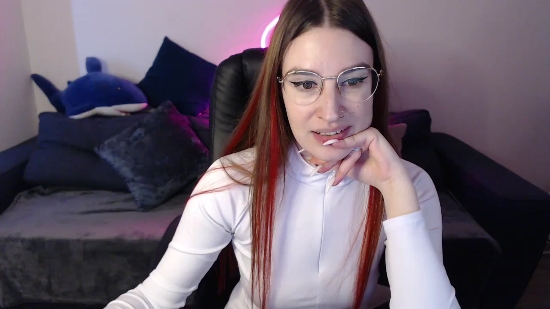 Gallery image thumbnail from Brocard's myfreecams stream on, 11/17/2024, 10:16 image 13 of 20
