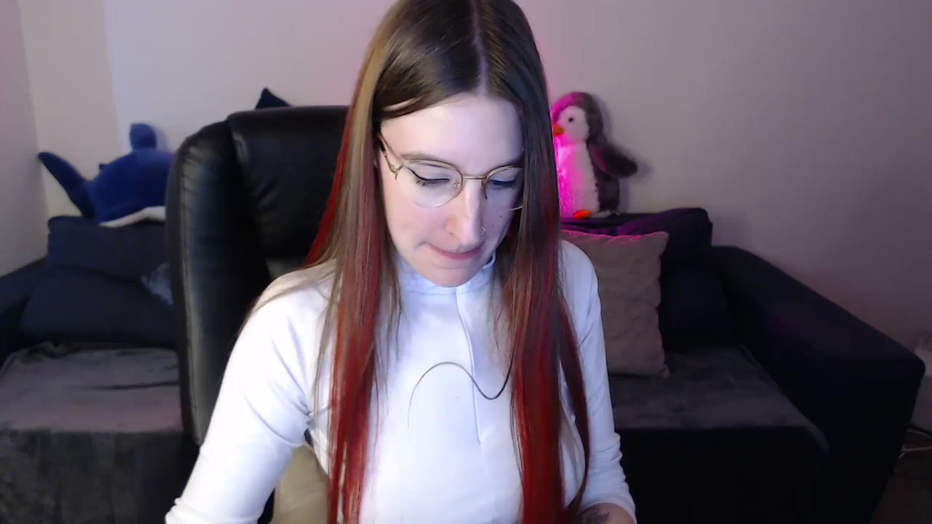 Gallery image thumbnail from Brocard's myfreecams stream on, 11/17/2024, 12:47 image 13 of 20