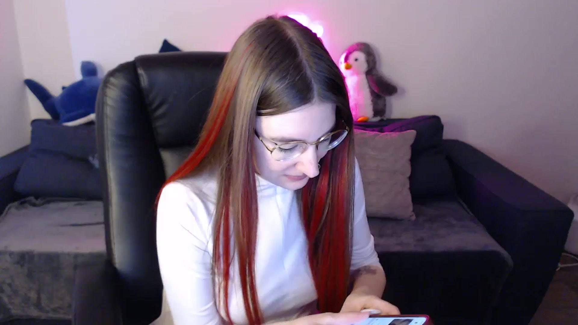 Gallery image thumbnail from Brocard's myfreecams stream on, 11/17/2024, 12:47 image 10 of 20