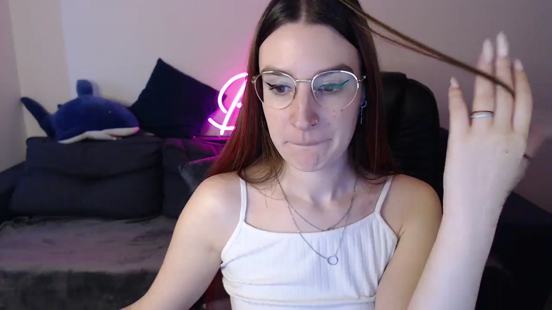 Gallery image thumbnail from Brocard's myfreecams stream on, 11/18/2024, 12:19 image 6 of 20