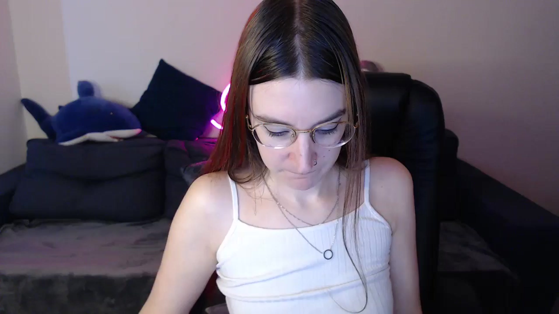 Gallery image thumbnail from Brocard's myfreecams stream on, 11/18/2024, 12:19 image 4 of 20