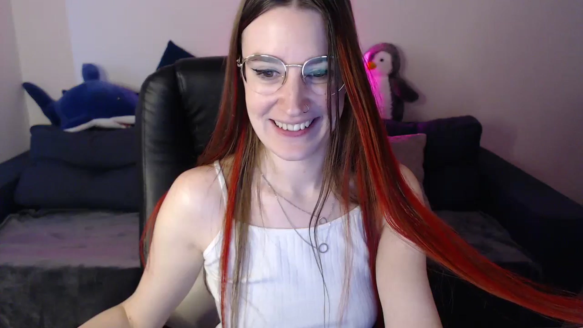 Gallery image thumbnail from Brocard's myfreecams stream on, 11/18/2024, 12:35 image 6 of 20