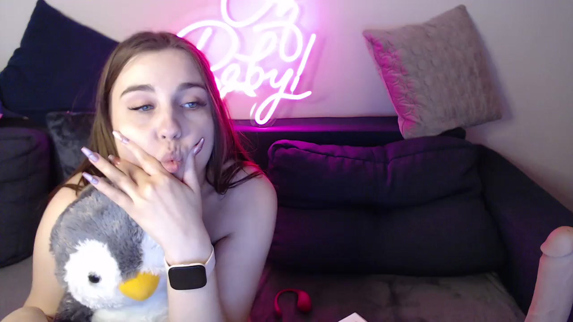 Gallery image thumbnail from Brocard's myfreecams stream on, 11/19/2024, 12:44 image 1 of 20