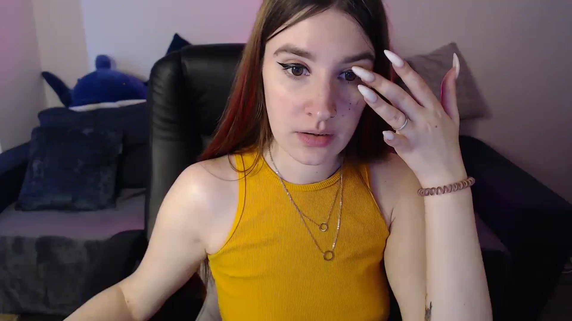 Gallery image thumbnail from Brocard's myfreecams stream on, 11/20/2024, 10:16 image 16 of 20