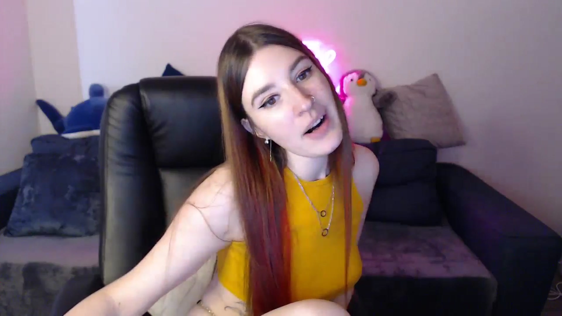Gallery image thumbnail from Brocard's myfreecams stream on, 11/20/2024, 10:16 image 3 of 20