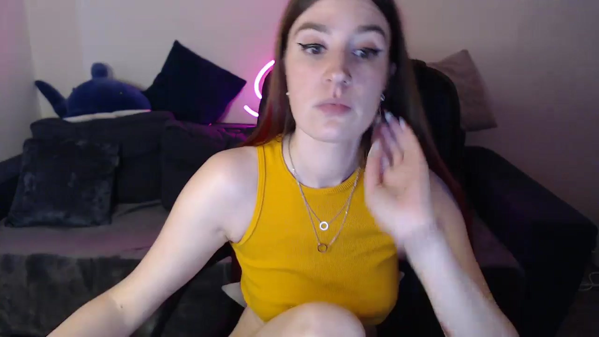 Gallery image thumbnail from Brocard's myfreecams stream on, 11/20/2024, 13:32 image 3 of 20