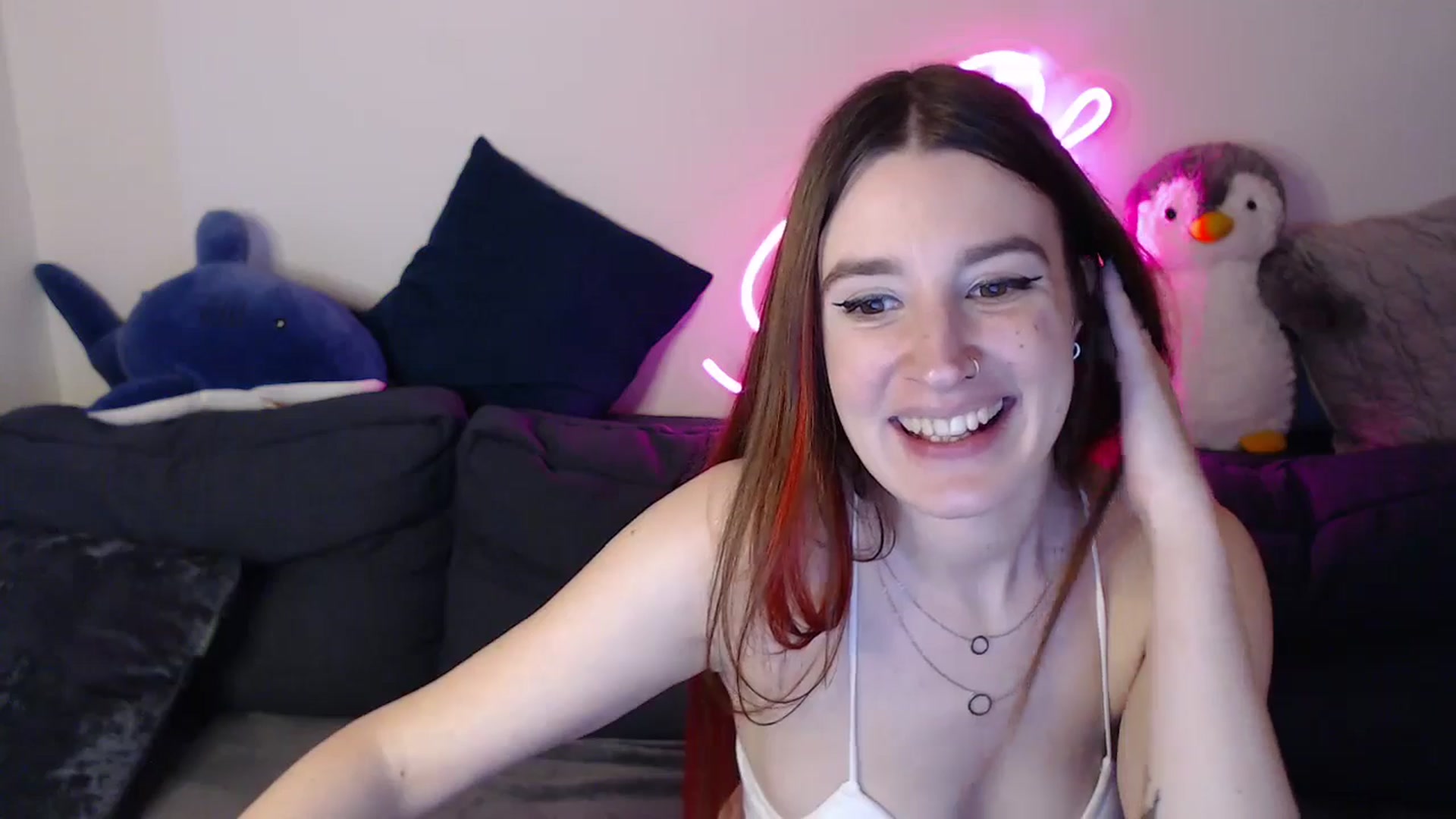 Gallery image thumbnail from Brocard's myfreecams stream on, 11/24/2024, 13:28 image 10 of 20