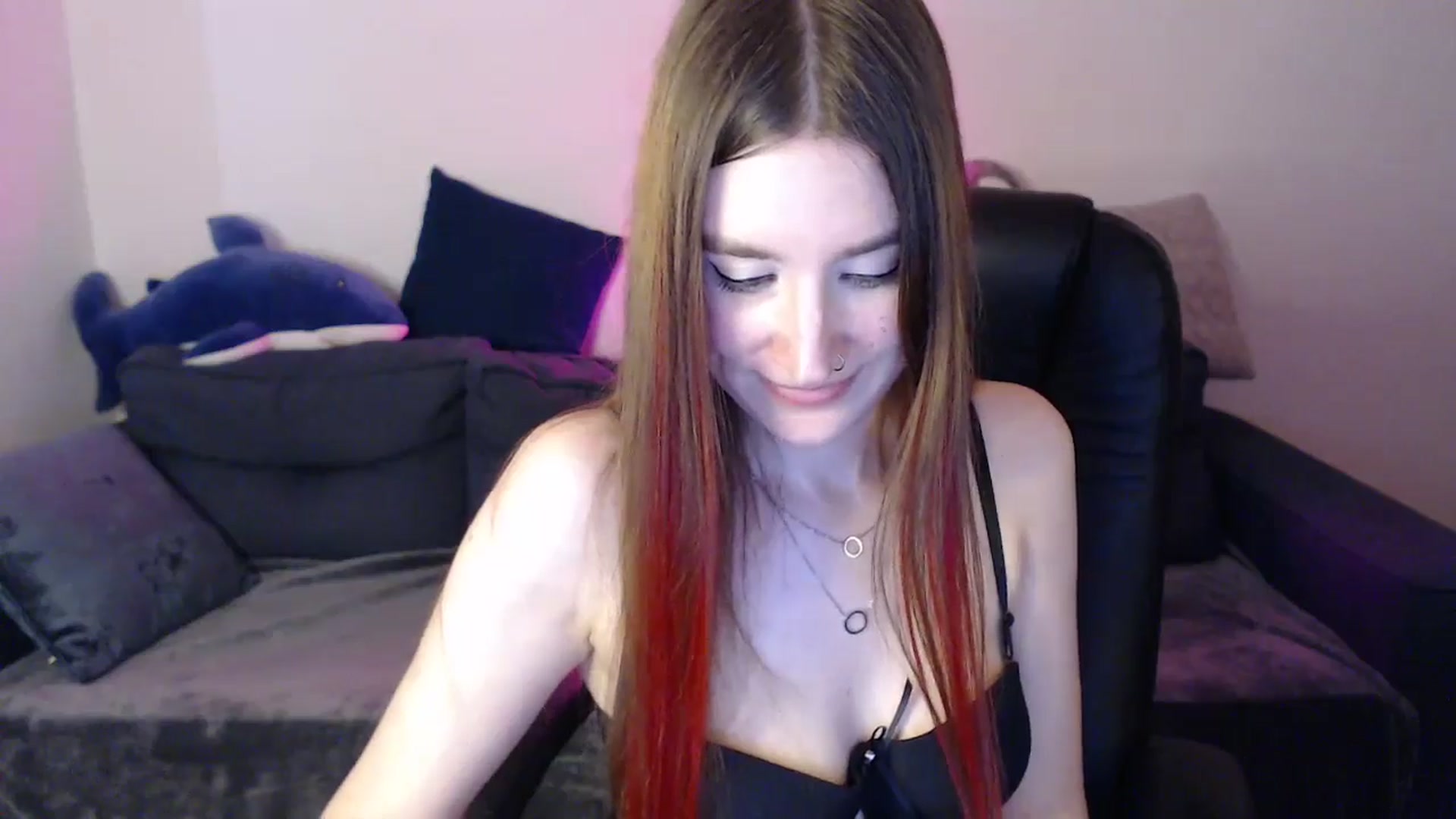 Gallery image thumbnail from Brocard's myfreecams stream on, 12/03/2024, 10:44 image 12 of 20
