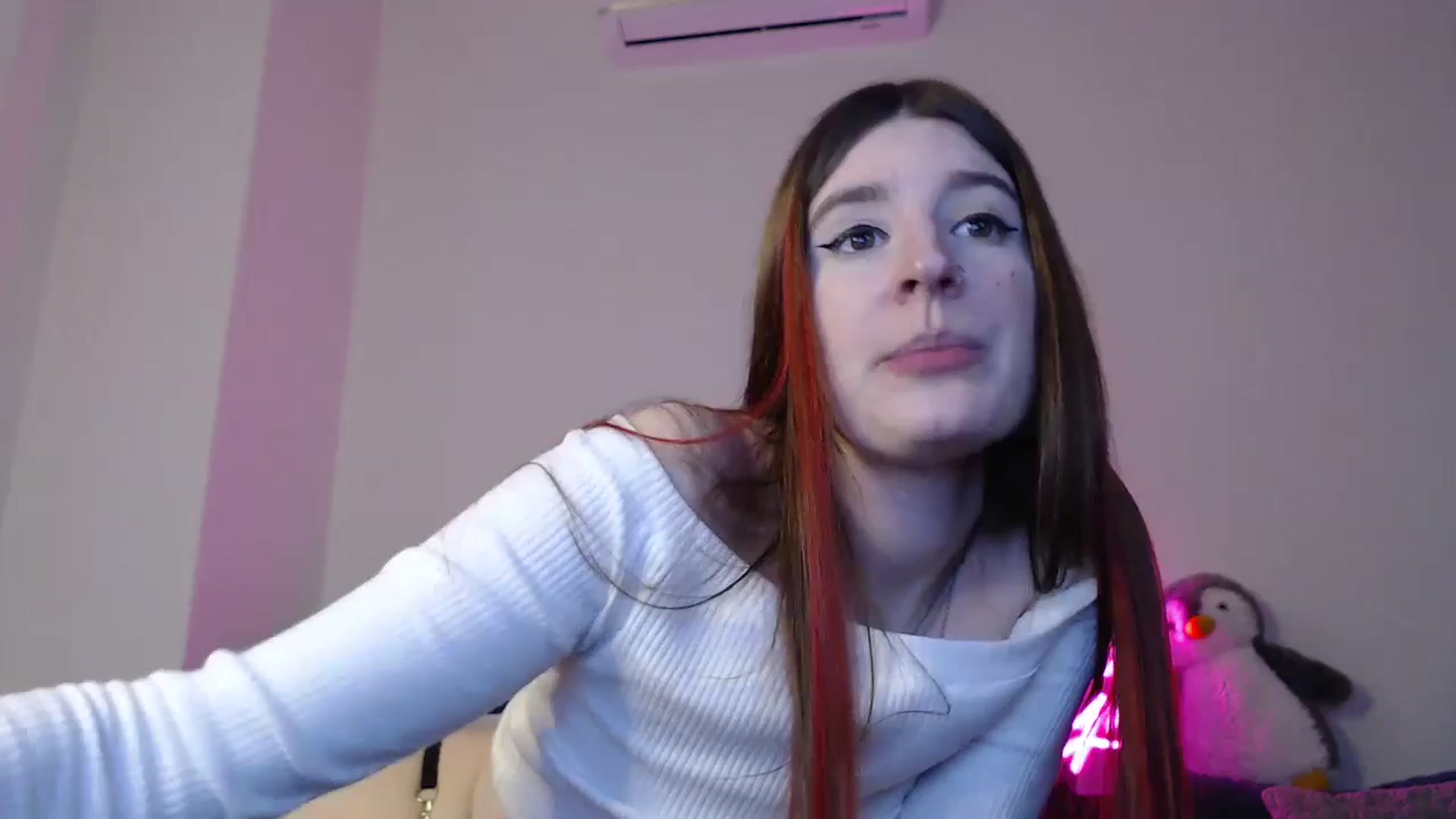 Gallery image thumbnail from Brocard's myfreecams stream on, 12/09/2024, 10:18 image 16 of 20