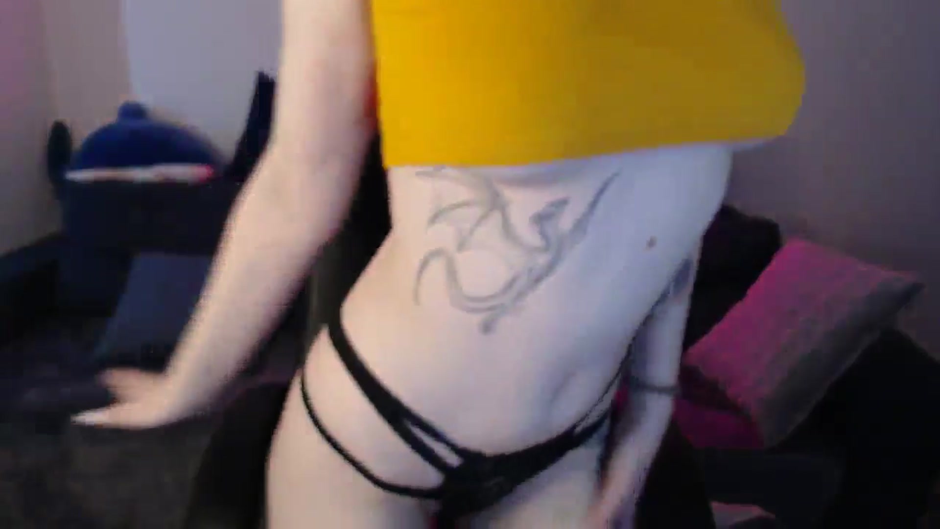 Gallery image thumbnail from Brocard's myfreecams stream on, 12/16/2024, 09:52 image 15 of 20