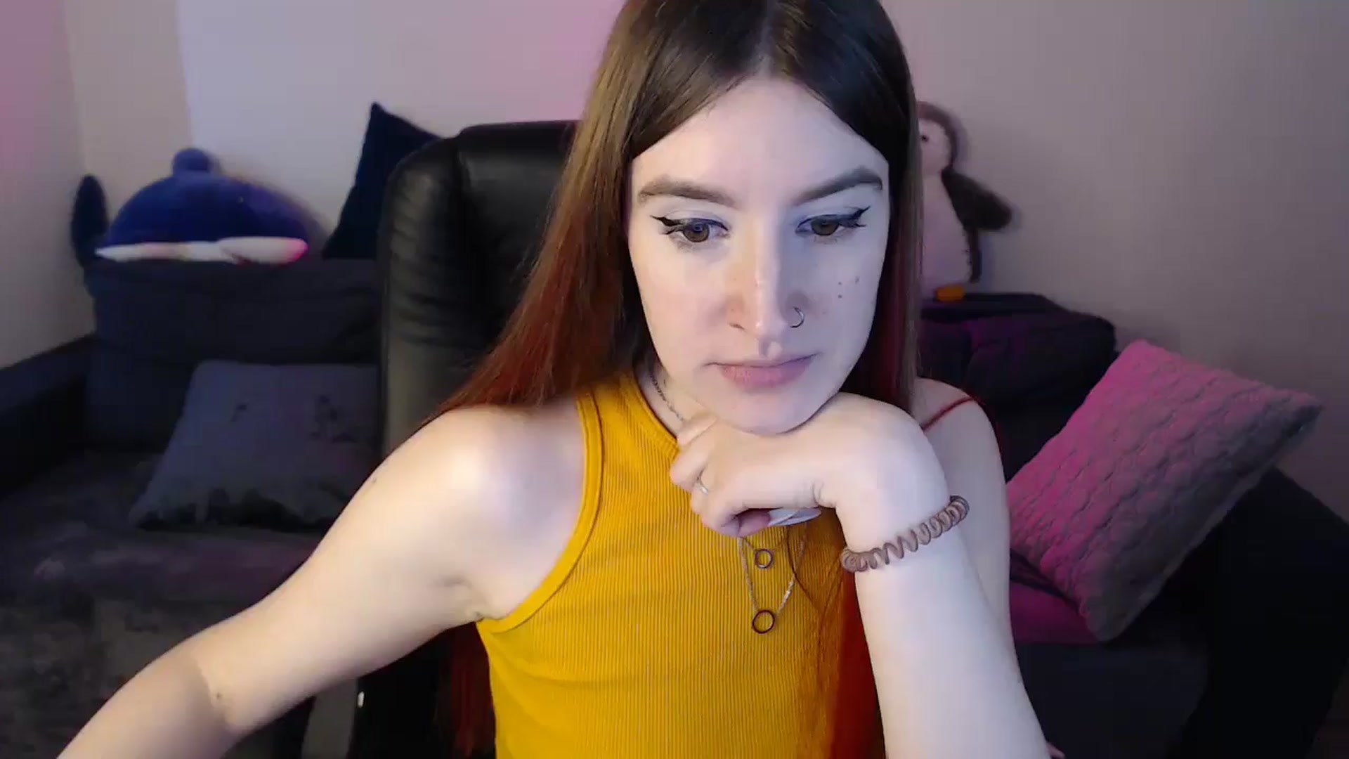 Gallery image thumbnail from Brocard's myfreecams stream on, 12/16/2024, 11:44 image 2 of 20