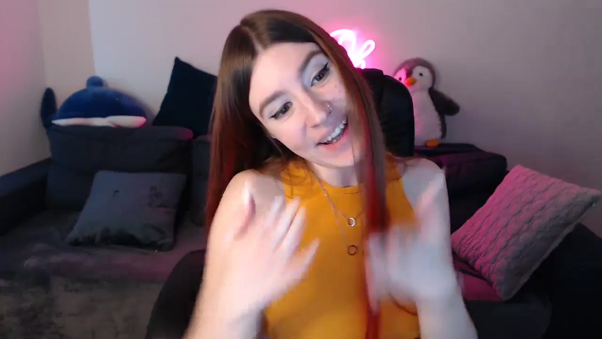 Gallery image thumbnail from Brocard's myfreecams stream on, 12/16/2024, 11:44 image 9 of 20