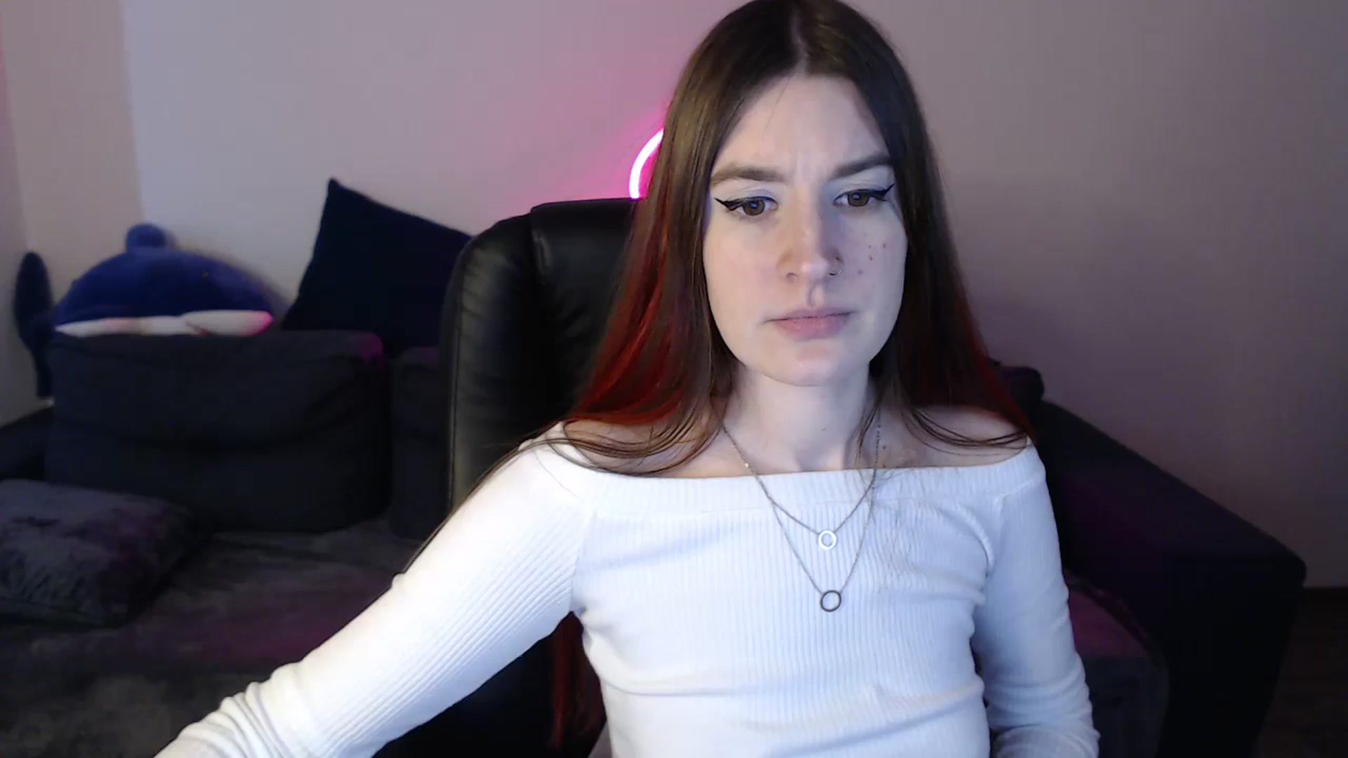 Gallery image thumbnail from Brocard's myfreecams stream on, 12/18/2024, 10:48 image 5 of 20