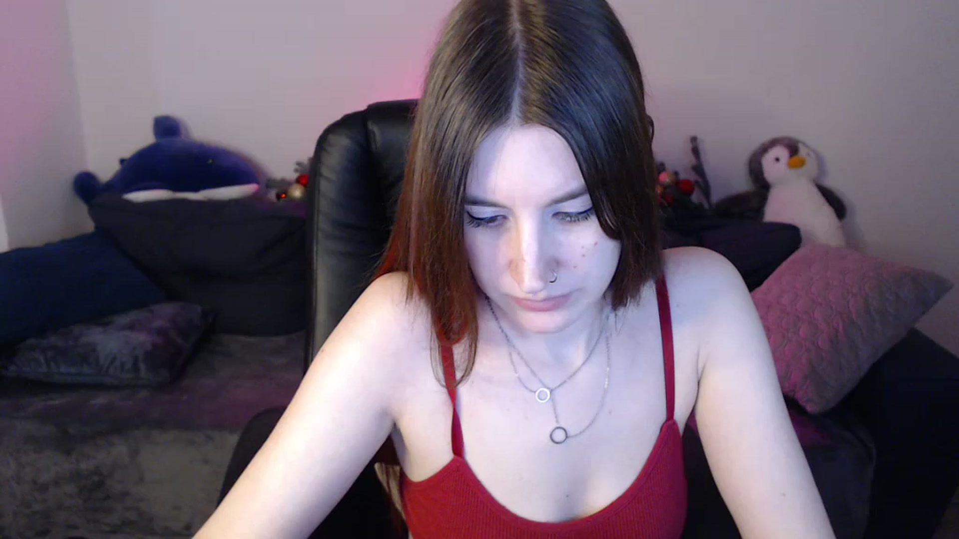 Gallery image thumbnail from Brocard's myfreecams stream on, 12/22/2024, 12:44 image 1 of 20