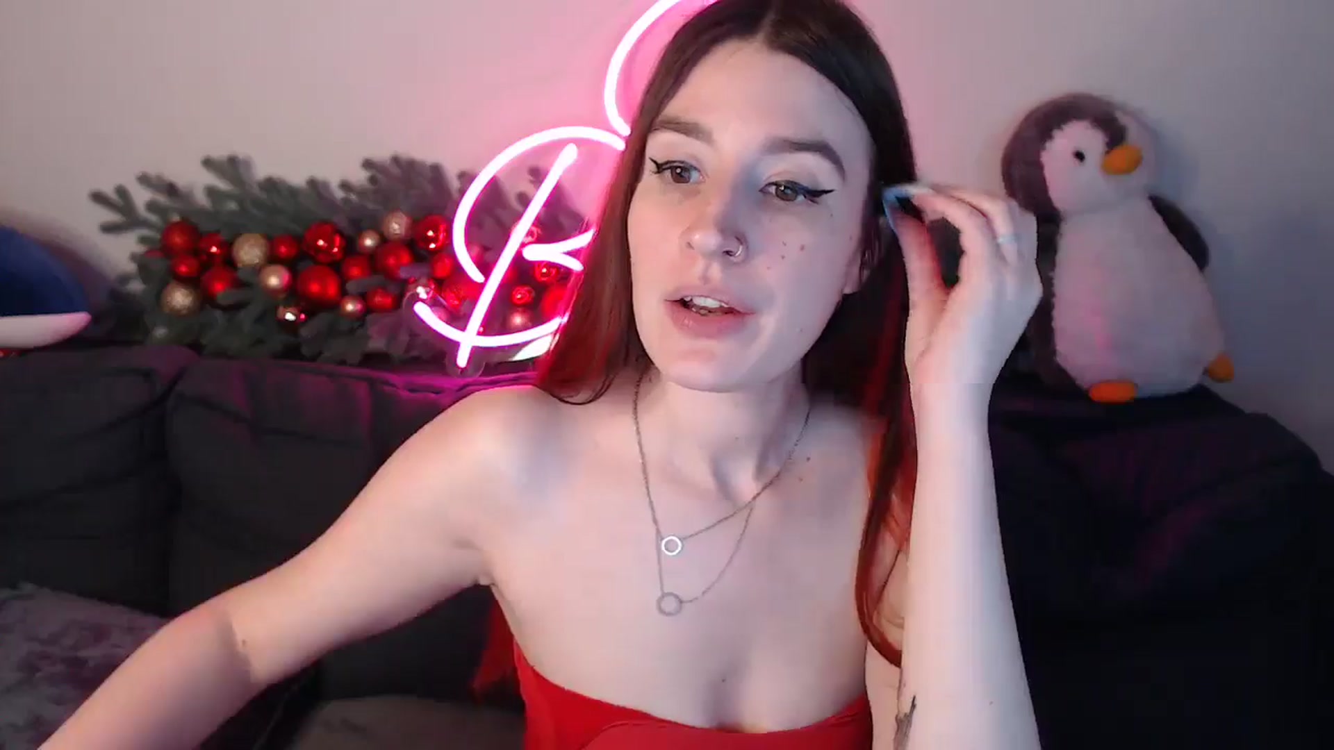 Gallery image thumbnail from Brocard's myfreecams stream on, 12/25/2024, 14:22 image 5 of 20
