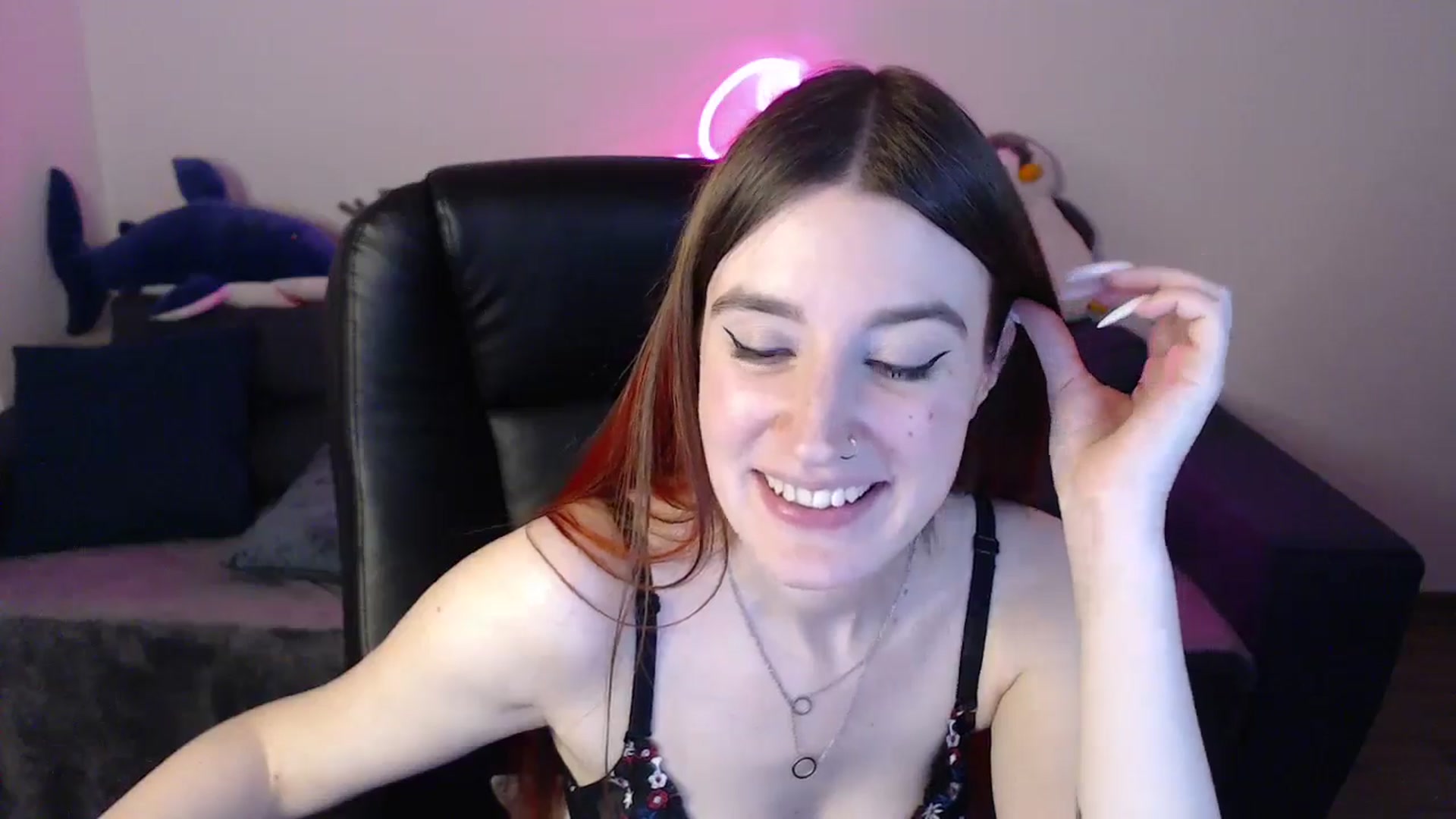Gallery image thumbnail from Brocard's myfreecams stream on, 12/26/2024, 14:13 image 17 of 20