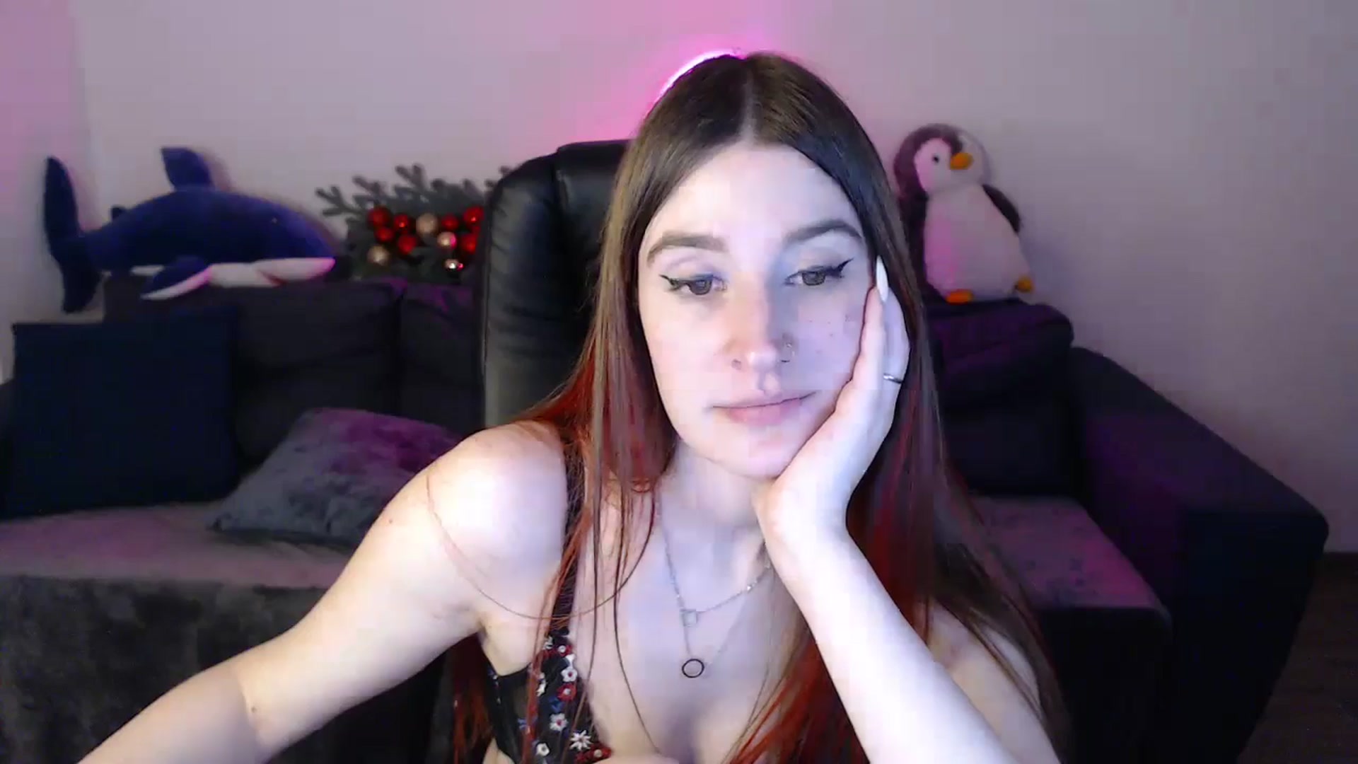 Gallery image thumbnail from Brocard's myfreecams stream on, 12/26/2024, 14:57 image 8 of 20