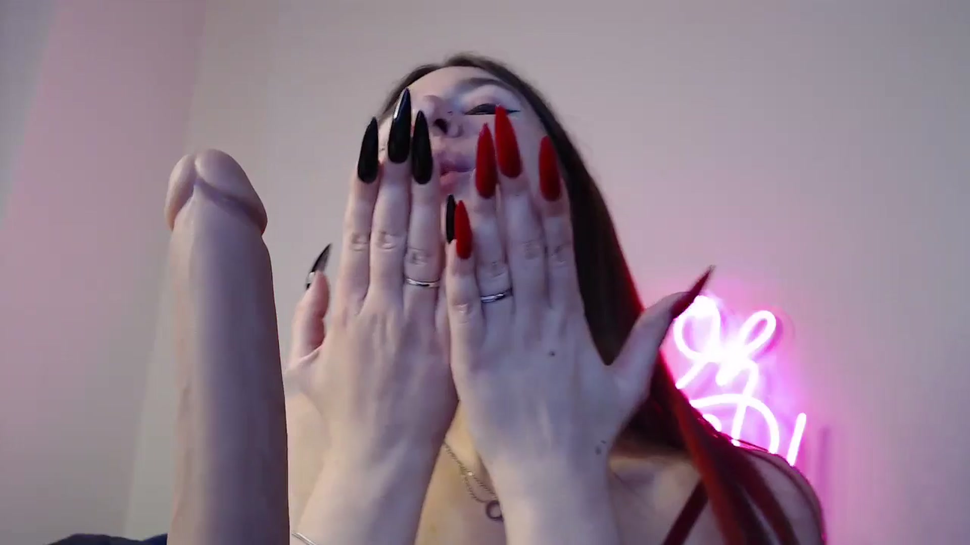 Gallery image thumbnail from Brocard's myfreecams stream on, 01/18/2025, 13:56 image 3 of 20