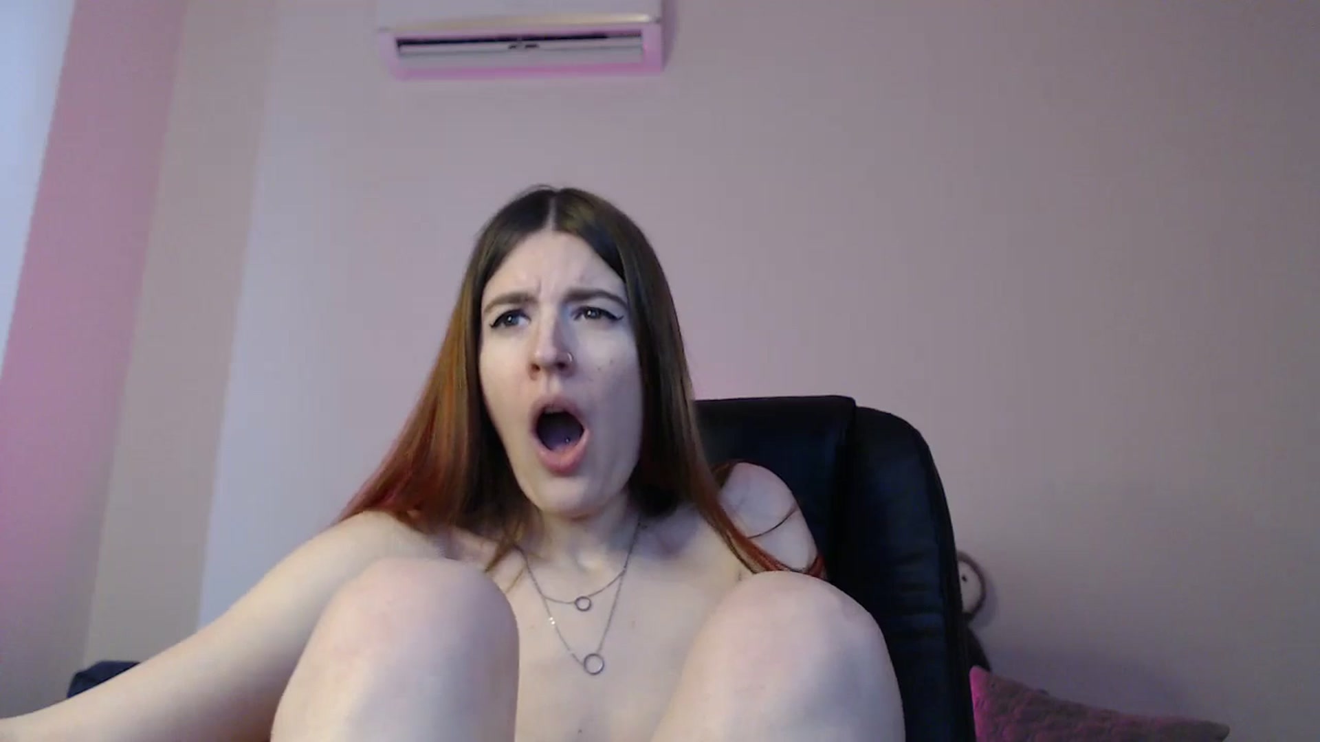 Gallery image thumbnail from Brocard's myfreecams stream on, 01/19/2025, 09:58 image 4 of 20
