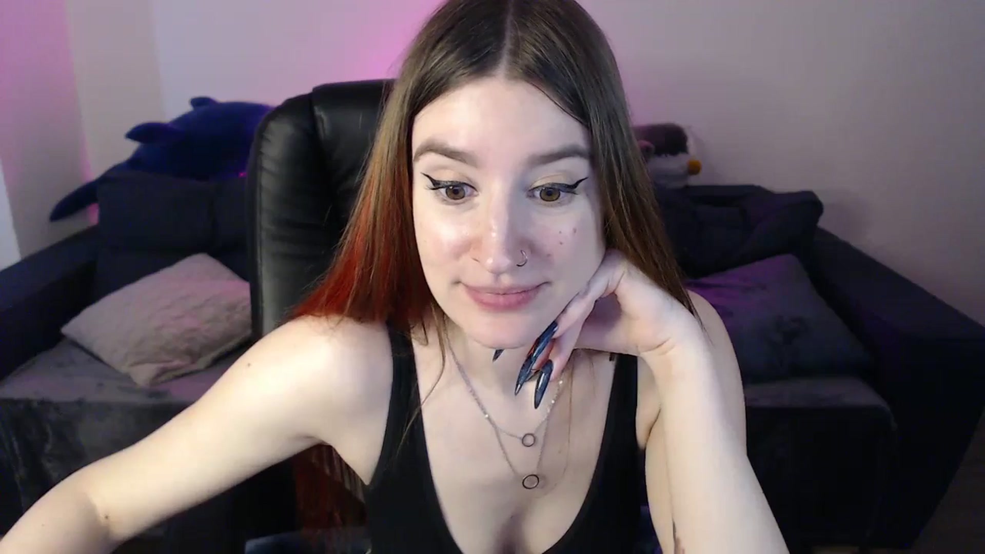 Gallery image thumbnail from Brocard's myfreecams stream on, 02/03/2025, 10:15 image 19 of 20