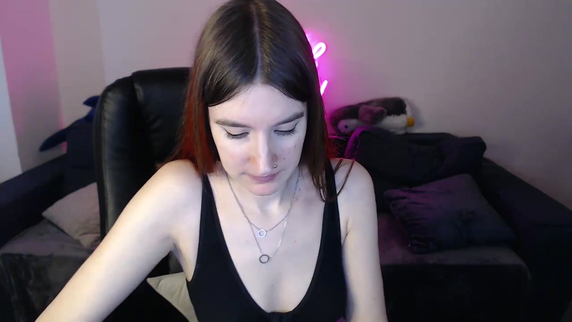 Gallery image thumbnail from Brocard's myfreecams stream on, 02/03/2025, 10:45 image 19 of 20