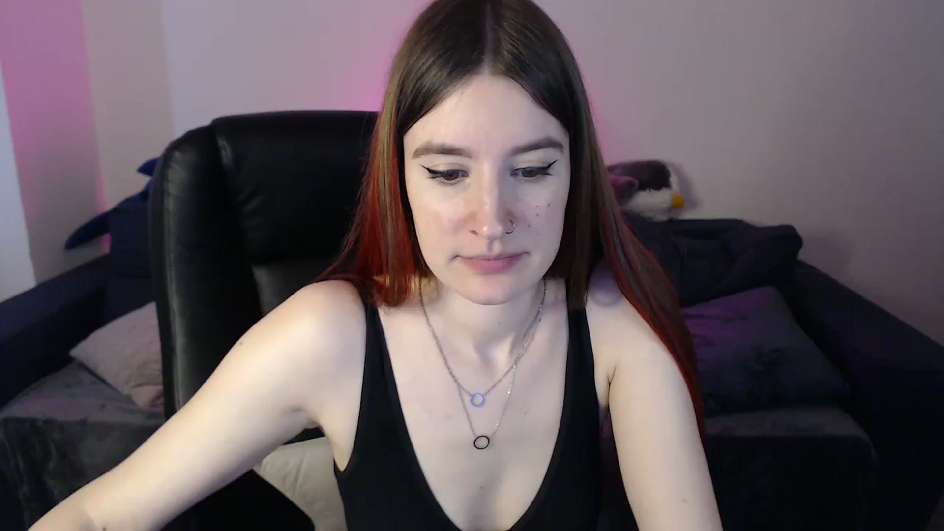 Gallery image thumbnail from Brocard's myfreecams stream on, 02/03/2025, 10:45 image 18 of 20