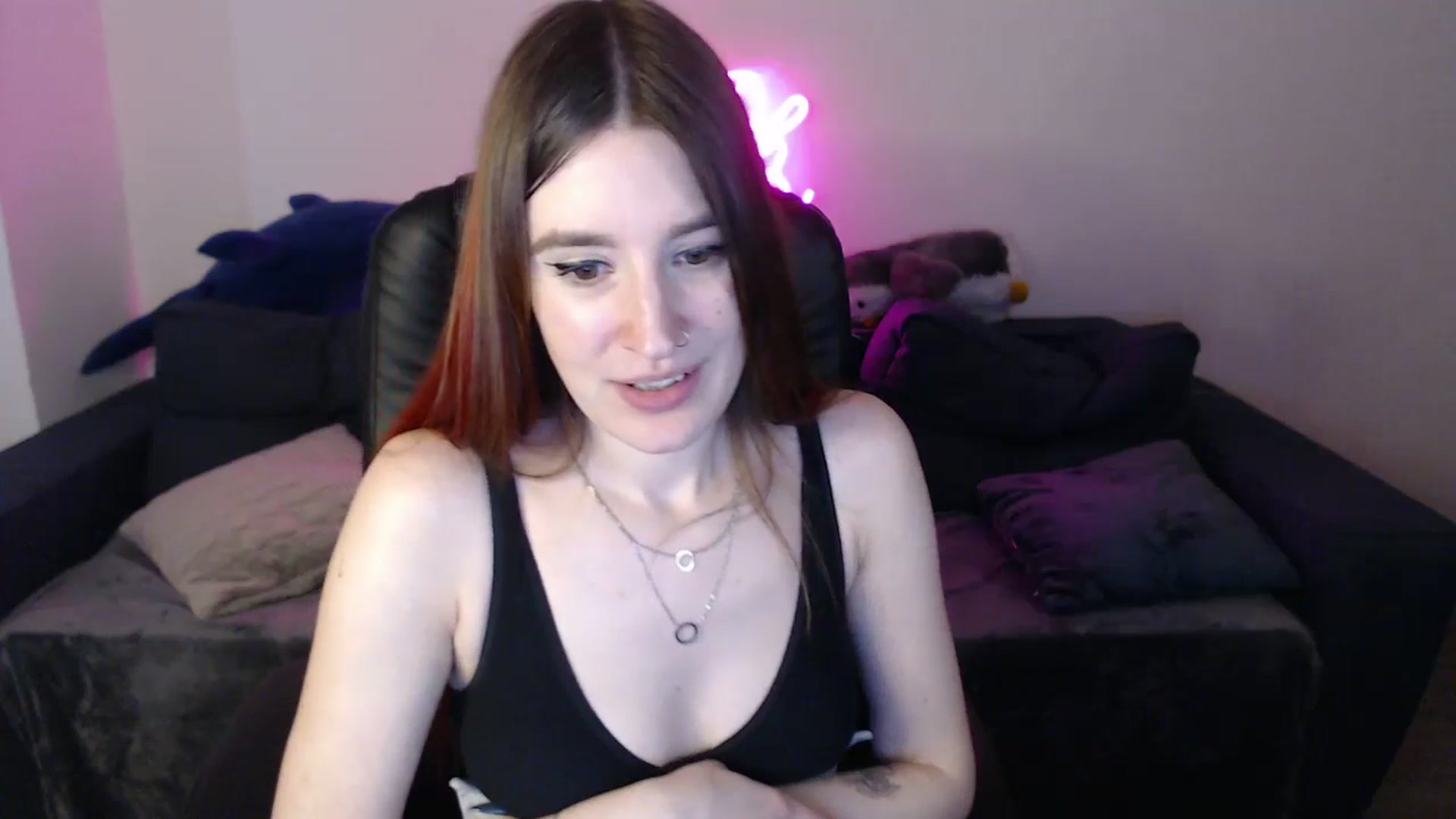 Gallery image thumbnail from Brocard's myfreecams stream on, 02/03/2025, 13:38 image 12 of 20