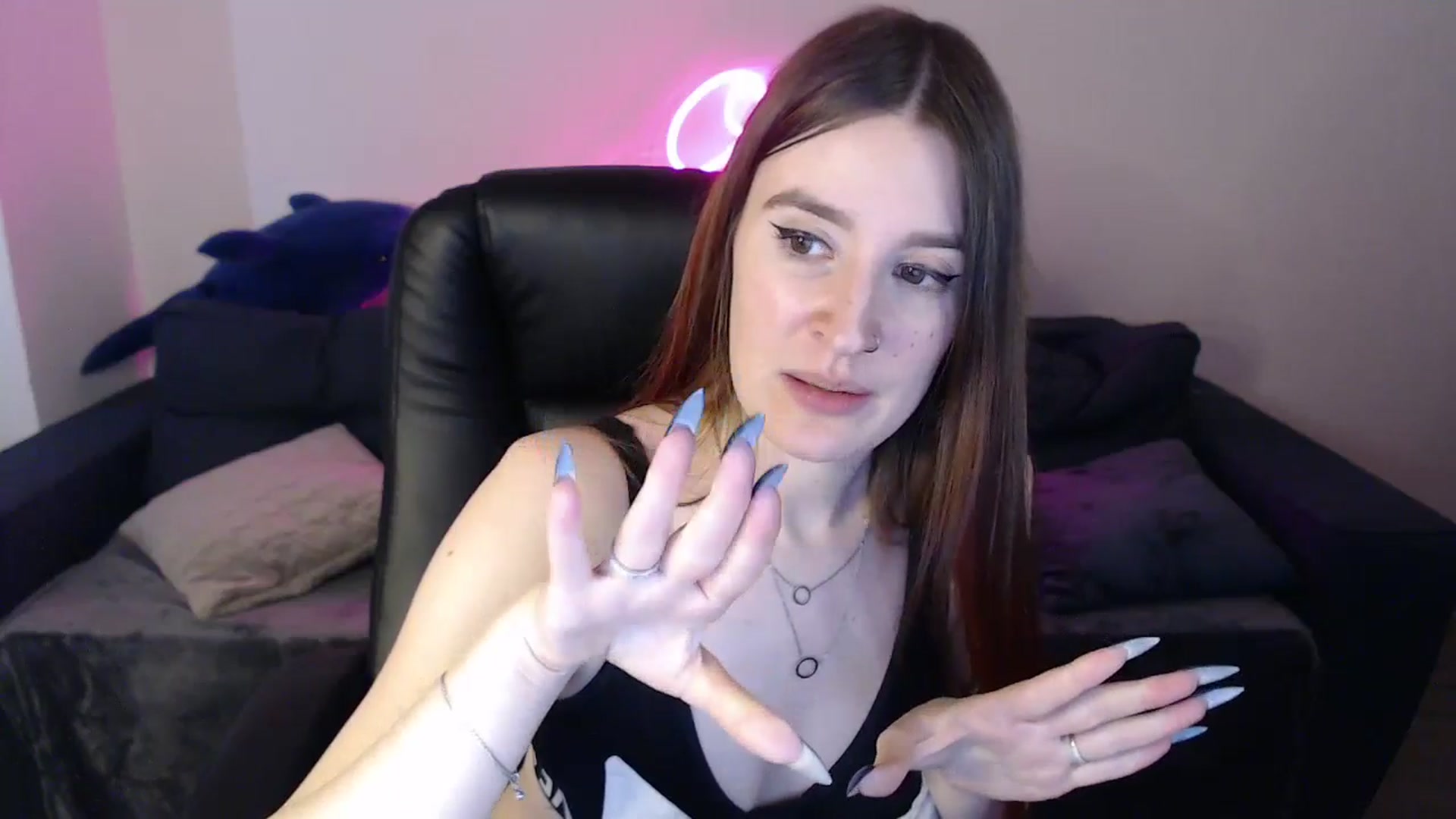Gallery image thumbnail from Brocard's myfreecams stream on, 02/03/2025, 13:38 image 2 of 20