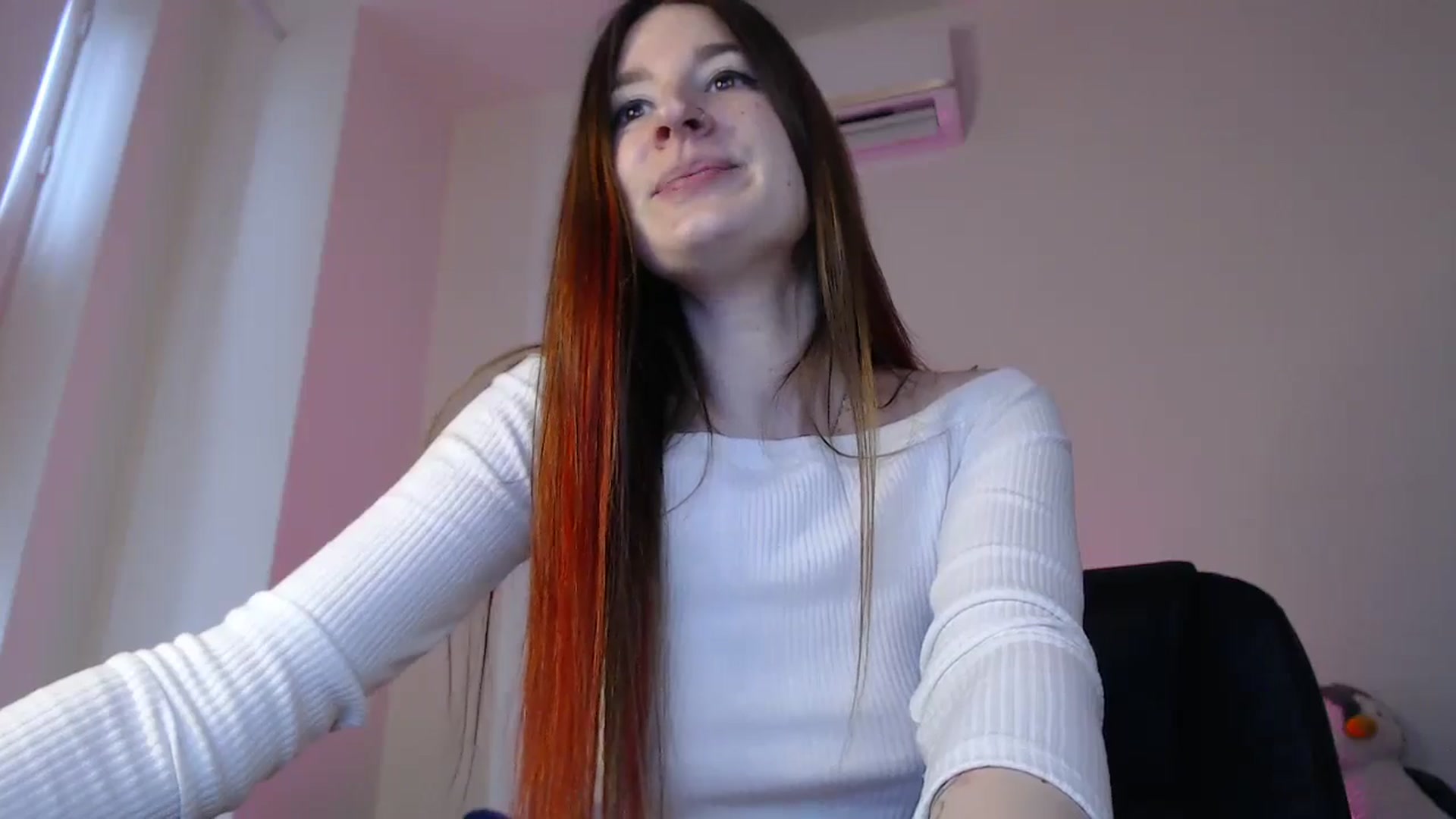 Gallery image thumbnail from Brocard's myfreecams stream on, 02/07/2025, 10:18 image 3 of 20