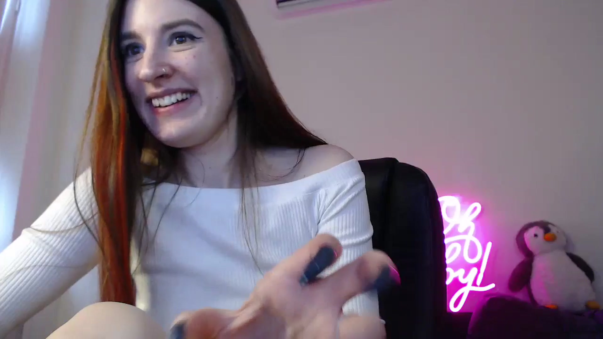 Gallery image thumbnail from Brocard's myfreecams stream on, 02/07/2025, 11:08 image 3 of 20