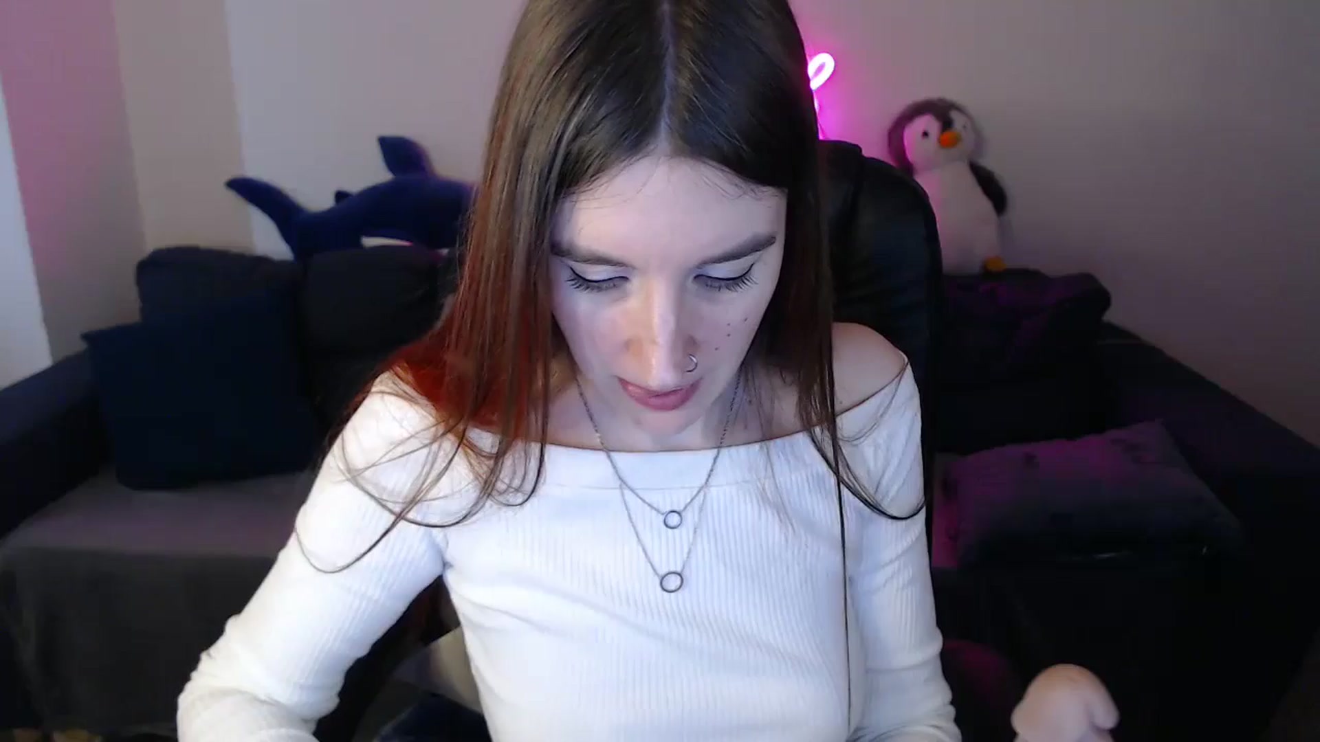 Gallery image thumbnail from Brocard's myfreecams stream on, 02/07/2025, 11:23 image 4 of 20