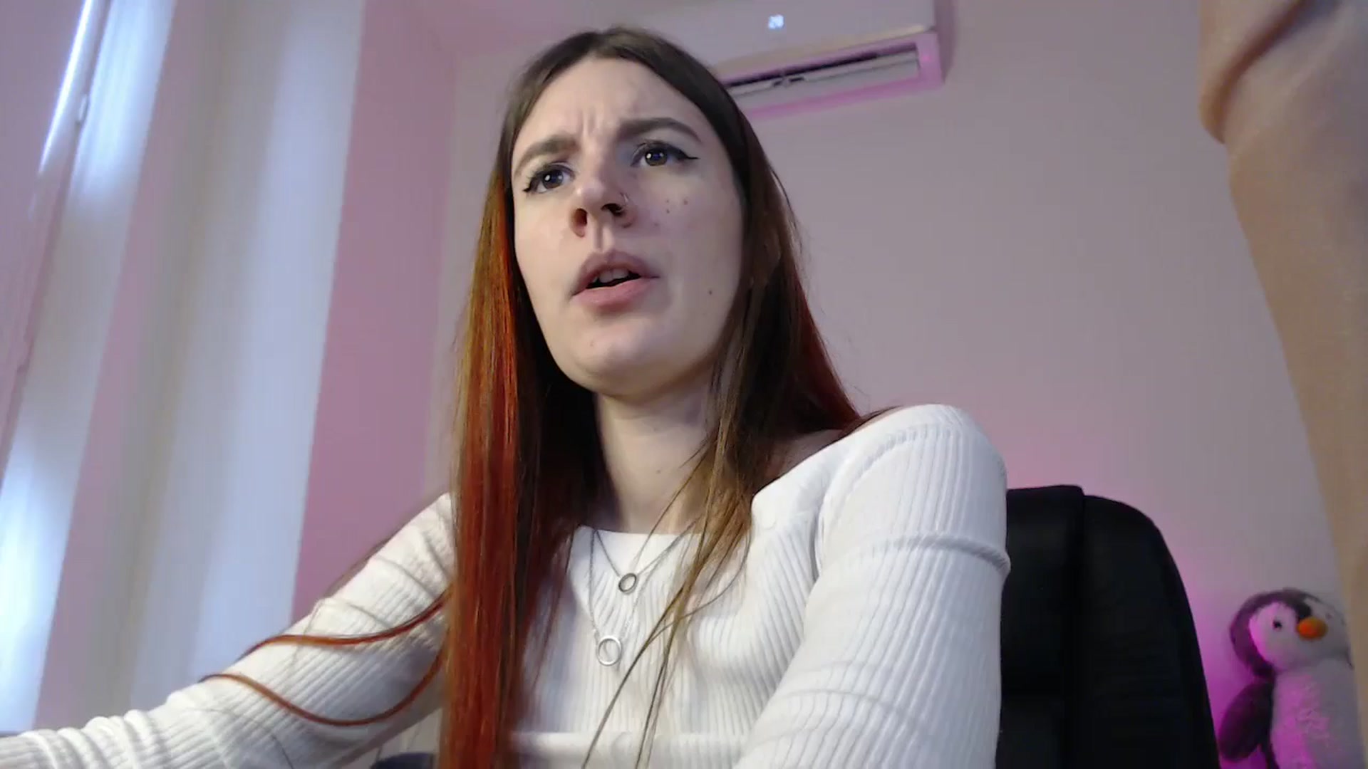 Gallery image thumbnail from Brocard's myfreecams stream on, 02/07/2025, 11:23 image 15 of 20