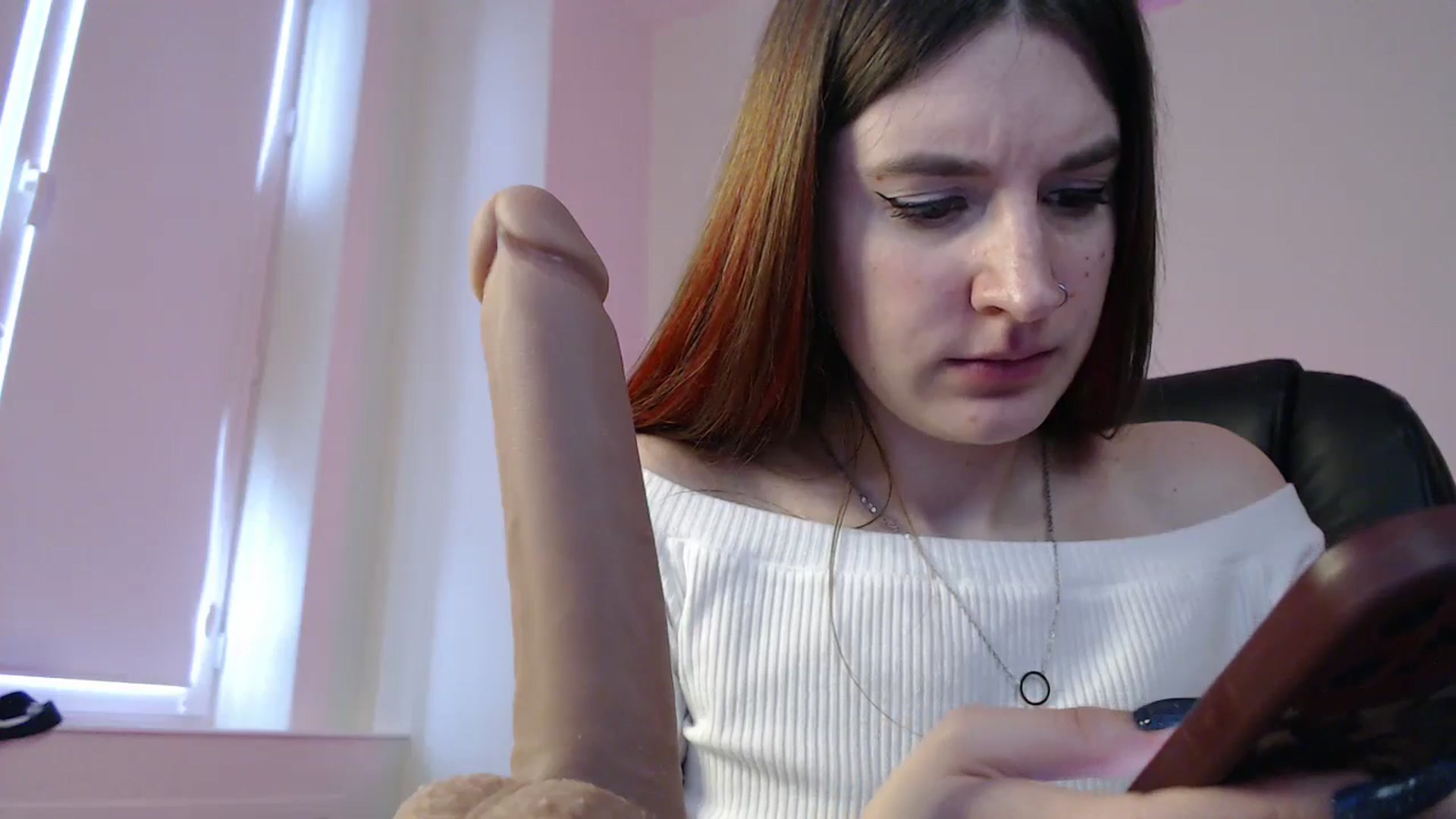 Gallery image thumbnail from Brocard's myfreecams stream on, 02/07/2025, 11:54 image 10 of 20