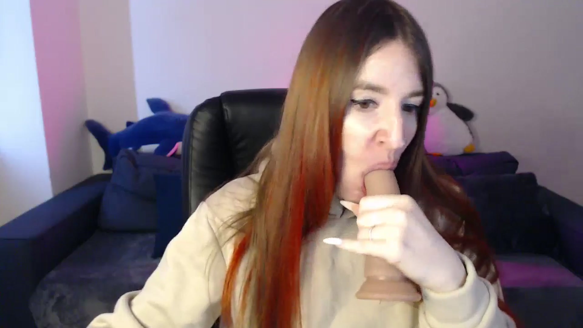 Gallery image thumbnail from Brocard's myfreecams stream on, 02/17/2025, 09:26 image 18 of 20