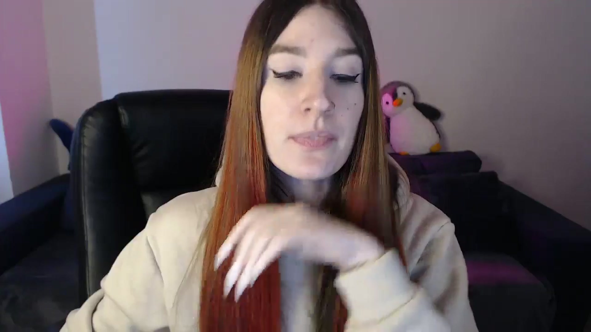 Gallery image thumbnail from Brocard's myfreecams stream on, 02/17/2025, 09:26 image 7 of 20