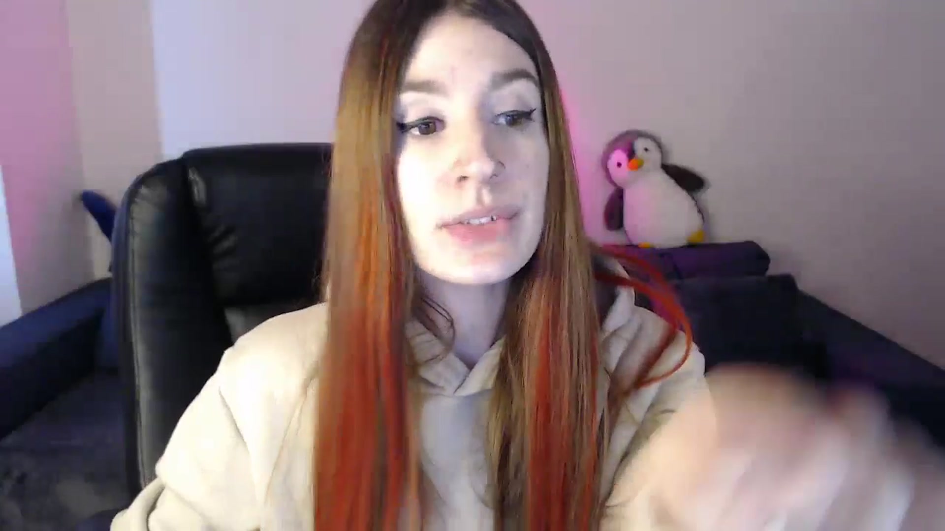Gallery image thumbnail from Brocard's myfreecams stream on, 02/17/2025, 09:26 image 6 of 20