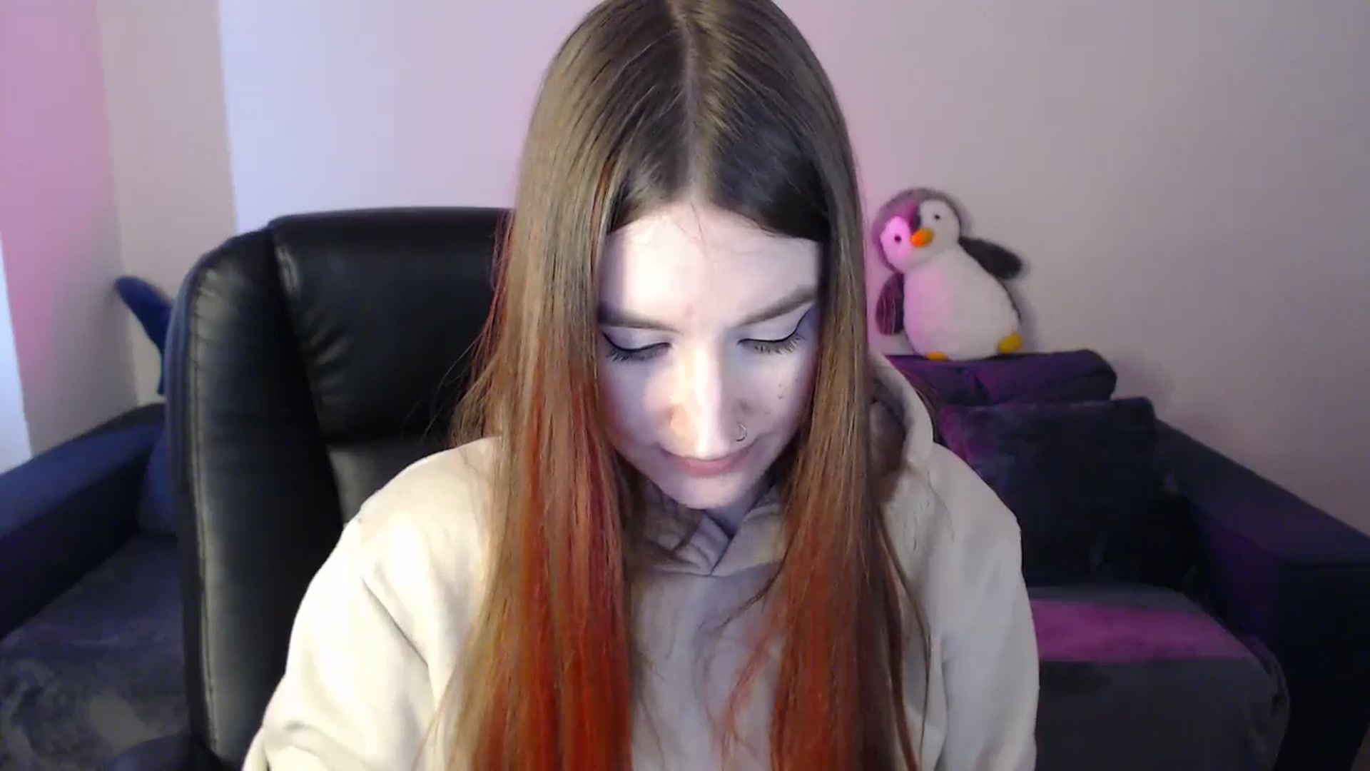 Gallery image thumbnail from Brocard's myfreecams stream on, 02/17/2025, 09:26 image 13 of 20