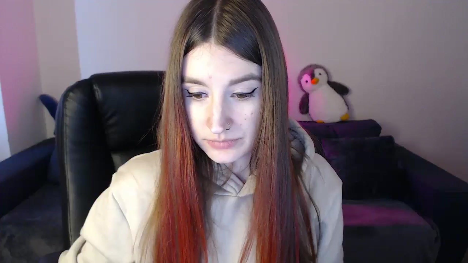 Gallery image thumbnail from Brocard's myfreecams stream on, 02/17/2025, 09:26 image 12 of 20