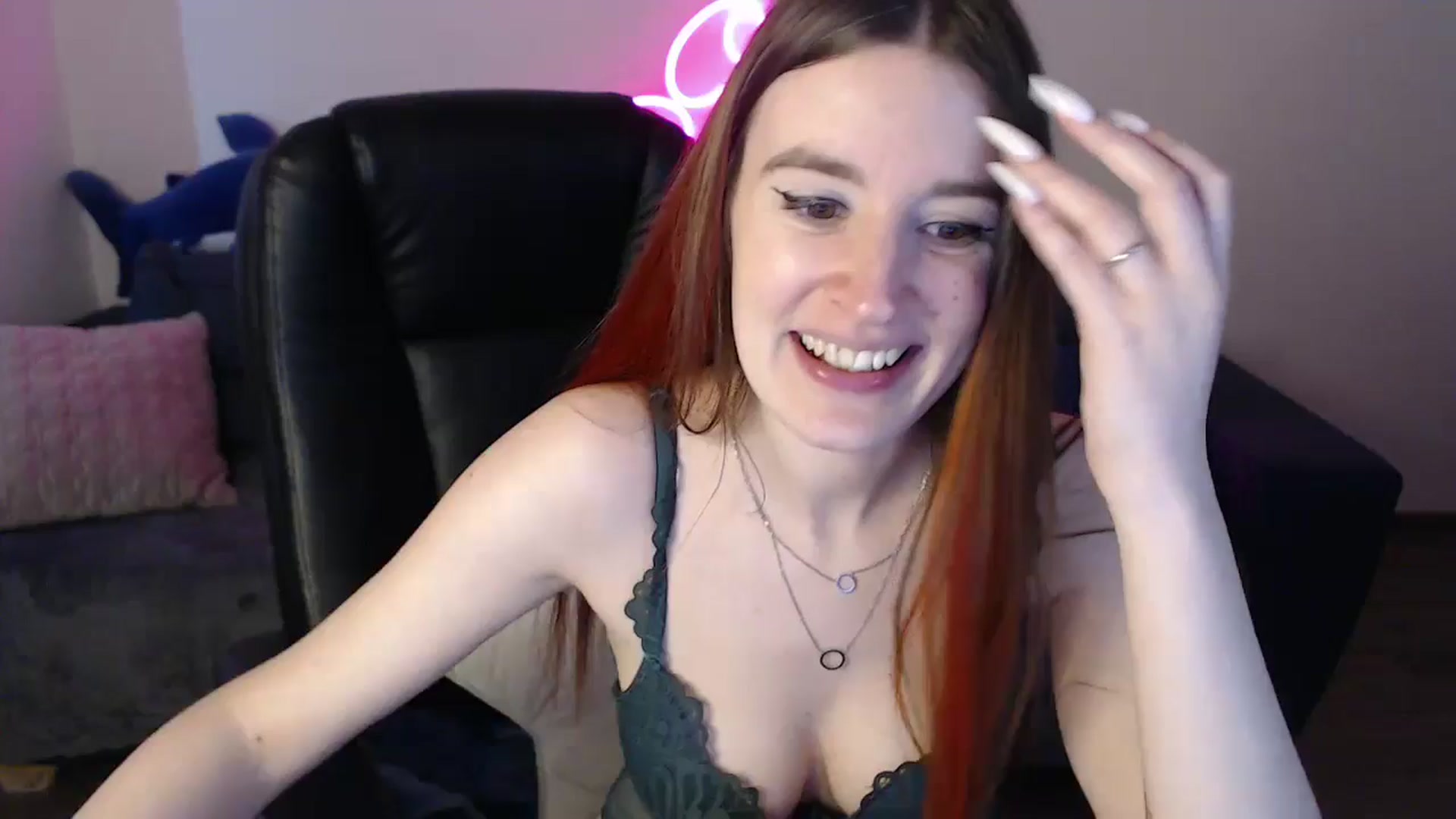 Gallery image thumbnail from Brocard's myfreecams stream on, 02/21/2025, 11:49 image 9 of 20