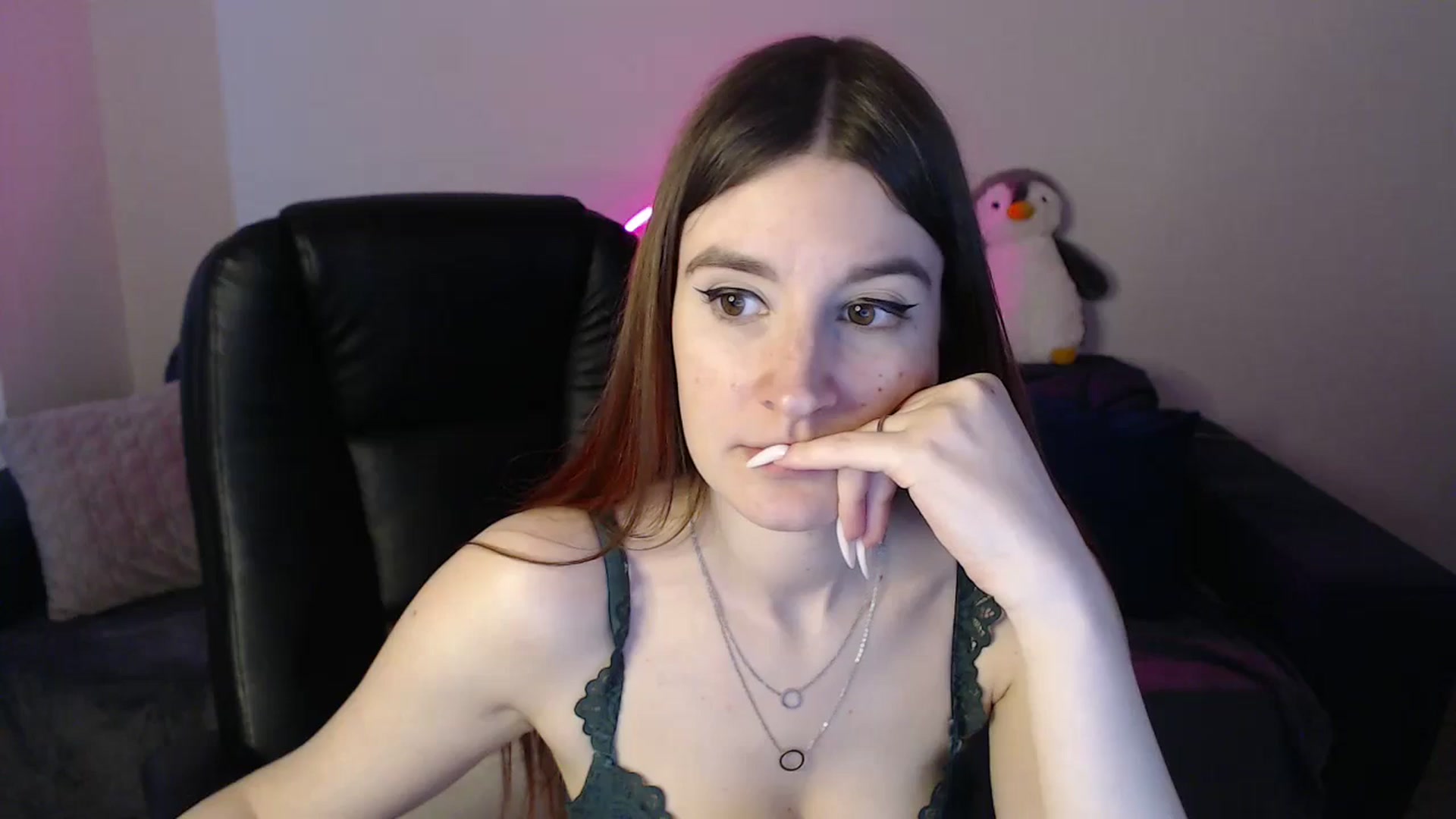 Gallery image thumbnail from Brocard's myfreecams stream on, 02/26/2025, 10:23 image 1 of 20