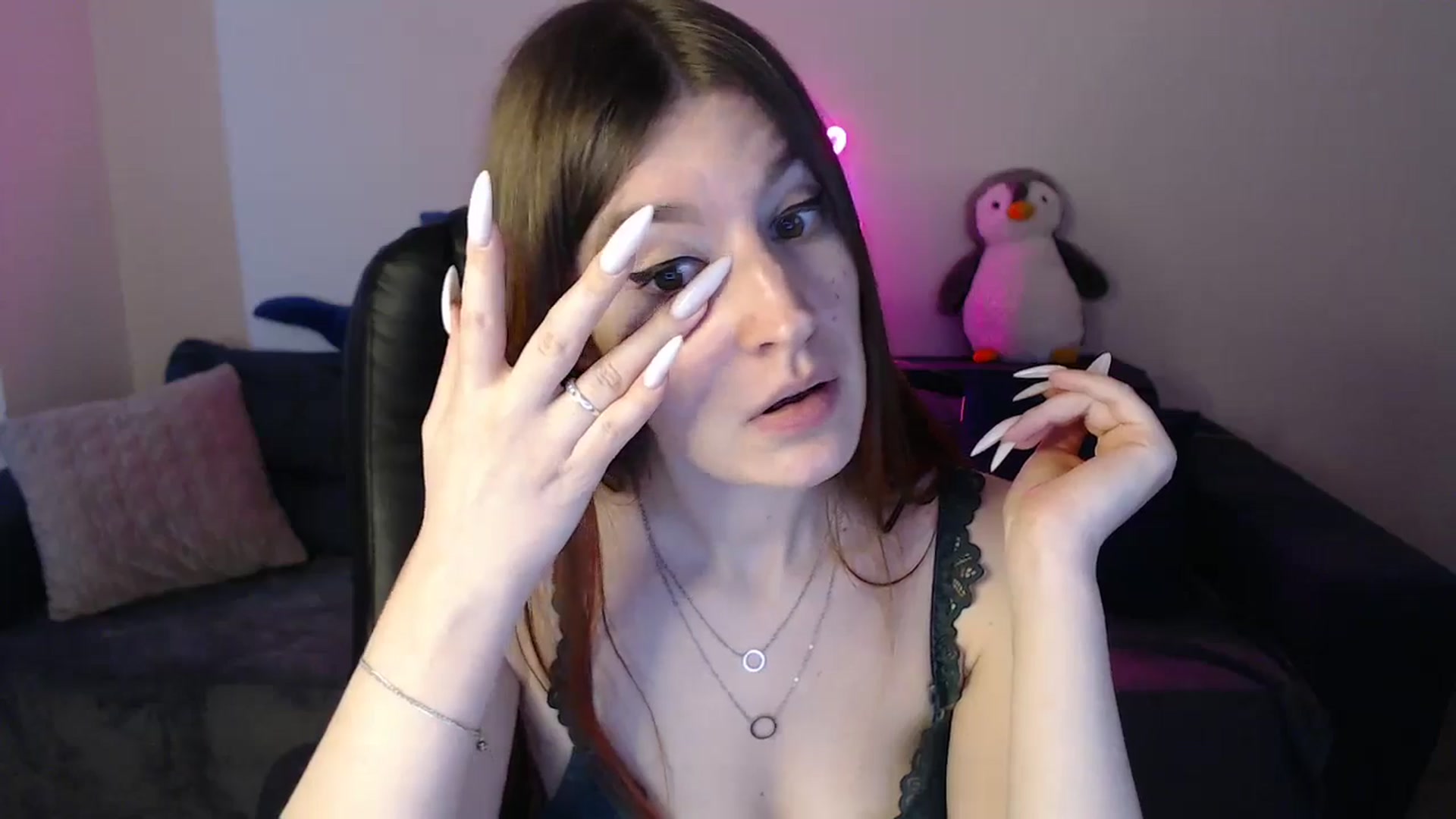 Gallery image thumbnail from Brocard's myfreecams stream on, 02/26/2025, 10:23 image 9 of 20