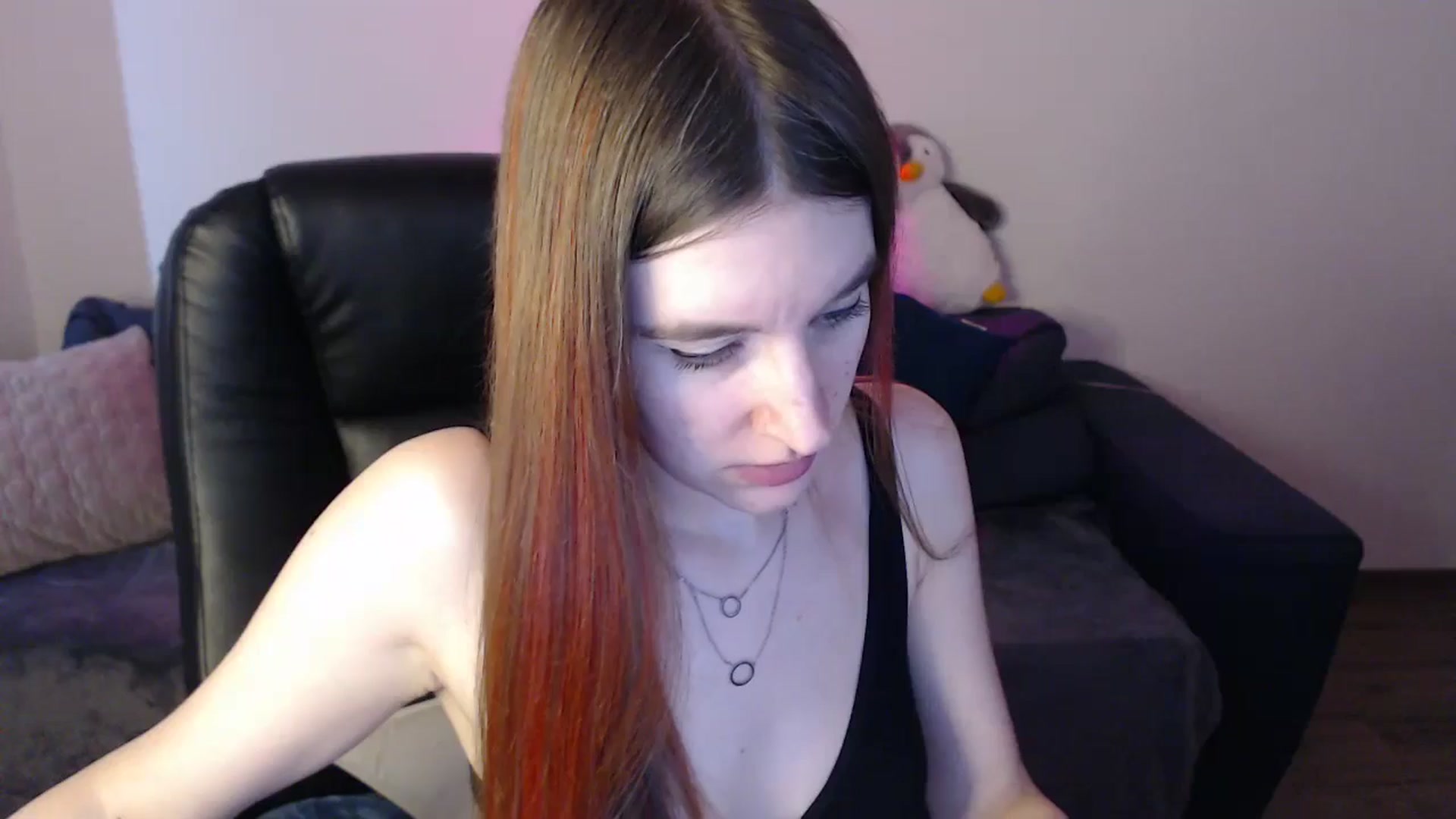 Gallery image thumbnail from Brocard's myfreecams stream on, 03/01/2025, 11:01 image 12 of 20