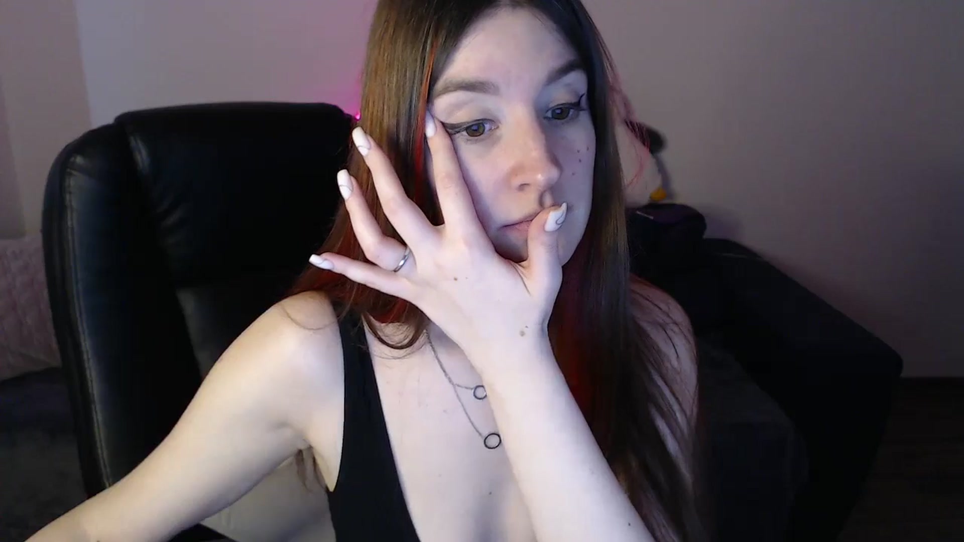 Gallery image thumbnail from Brocard's myfreecams stream on, 03/01/2025, 11:19 image 5 of 20