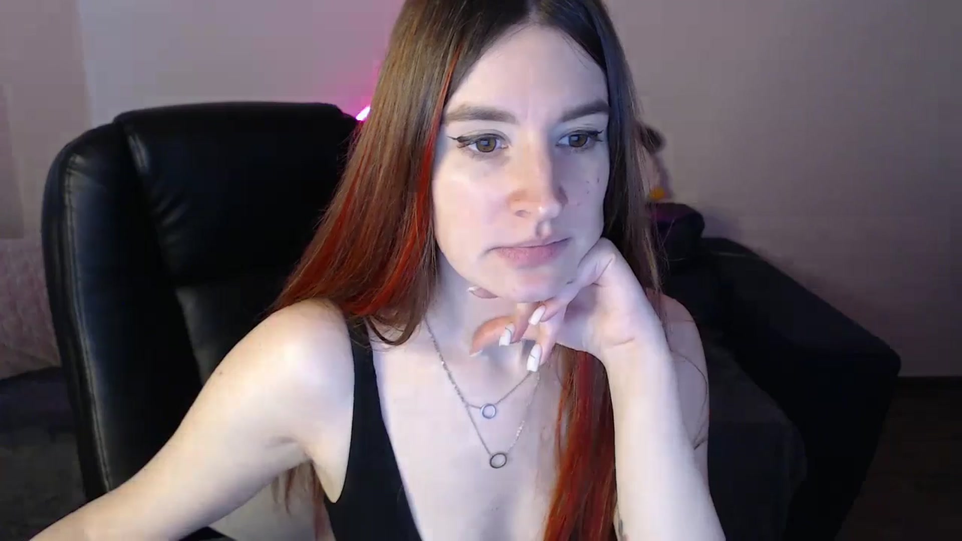 Gallery image thumbnail from Brocard's myfreecams stream on, 03/01/2025, 11:19 image 3 of 20