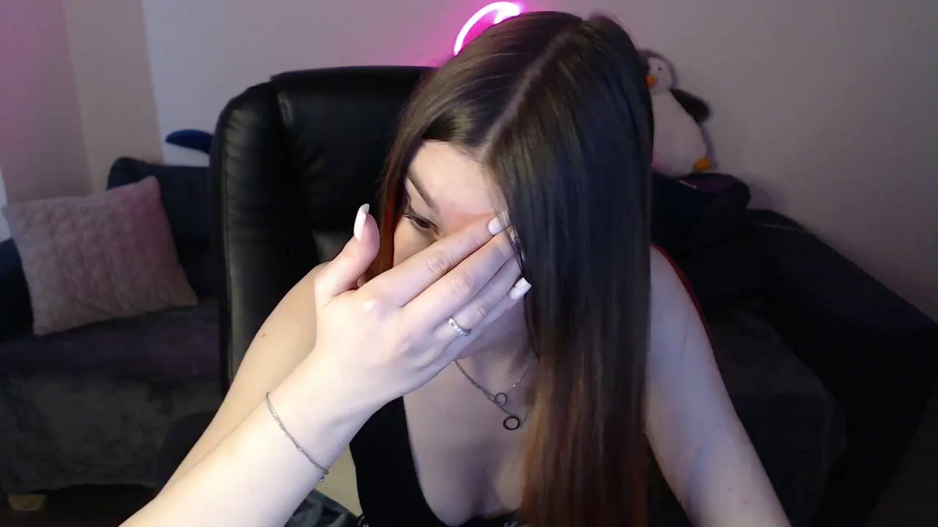 Gallery image thumbnail from Brocard's myfreecams stream on, 03/01/2025, 12:39 image 2 of 20
