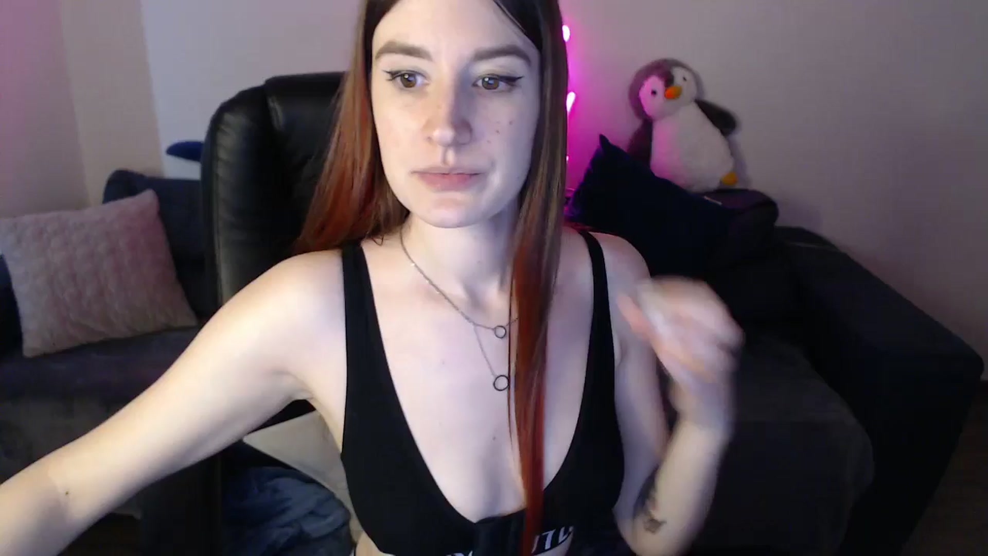 Gallery image thumbnail from Brocard's myfreecams stream on, 03/01/2025, 13:14 image 1 of 20