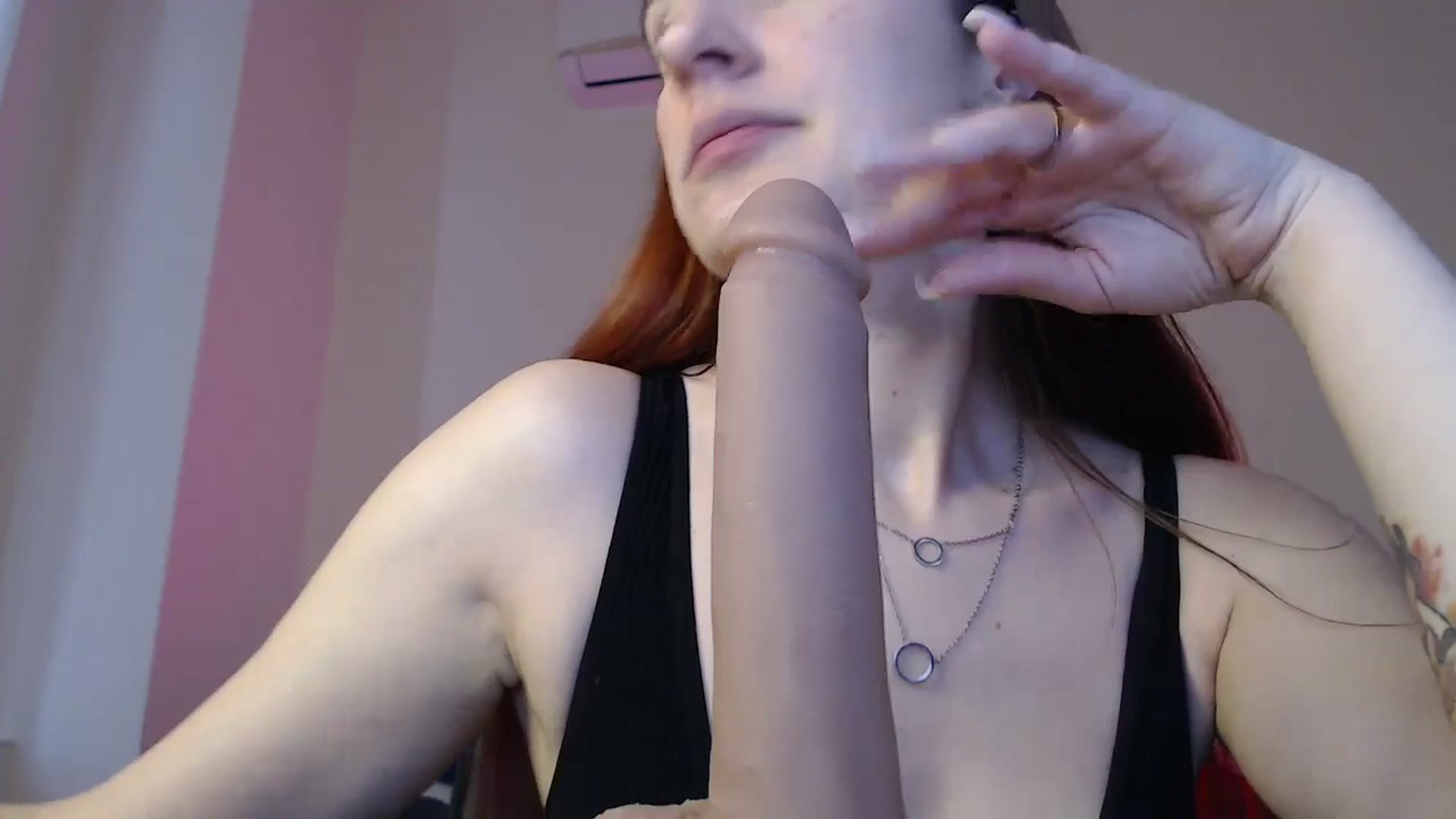 Gallery image thumbnail from Brocard's myfreecams stream on, 03/01/2025, 13:14 image 9 of 20