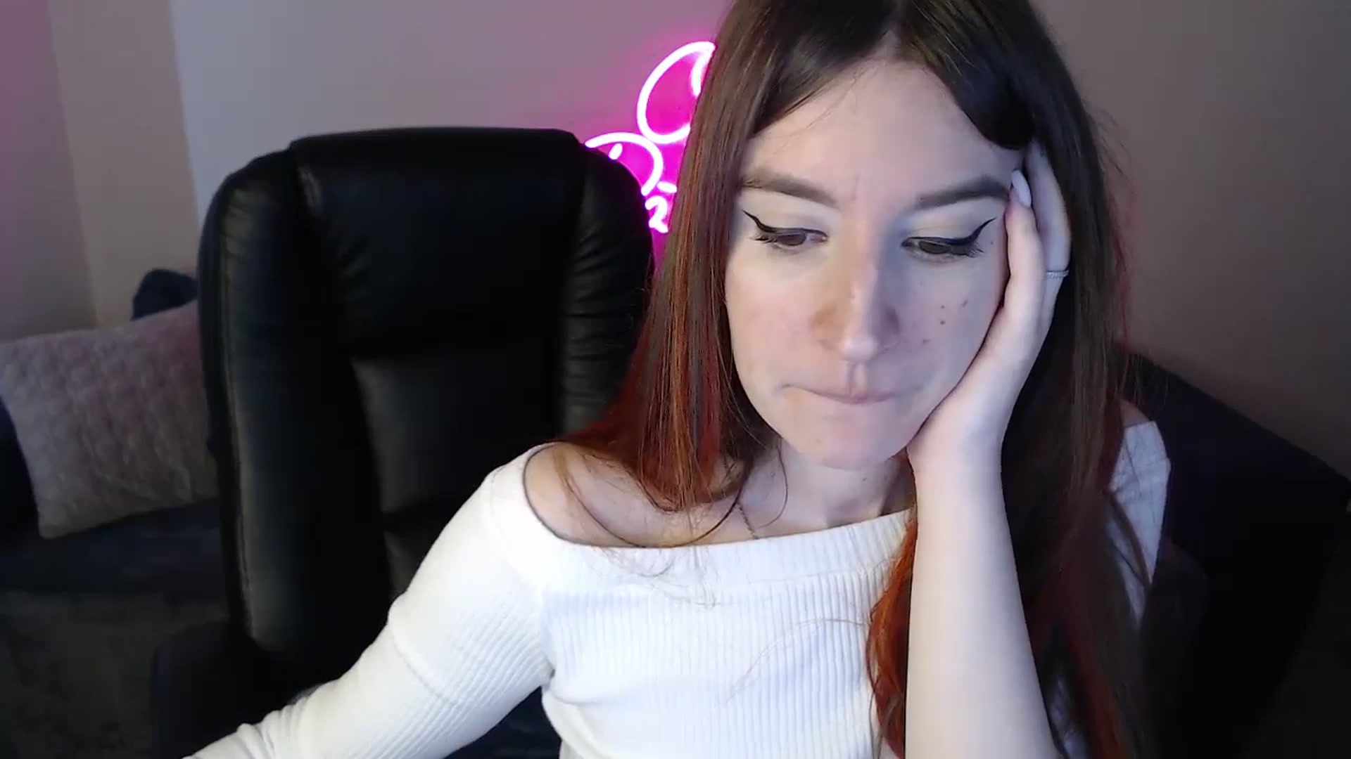 Gallery image thumbnail from Brocard's myfreecams stream on, 03/03/2025, 10:32 image 2 of 20