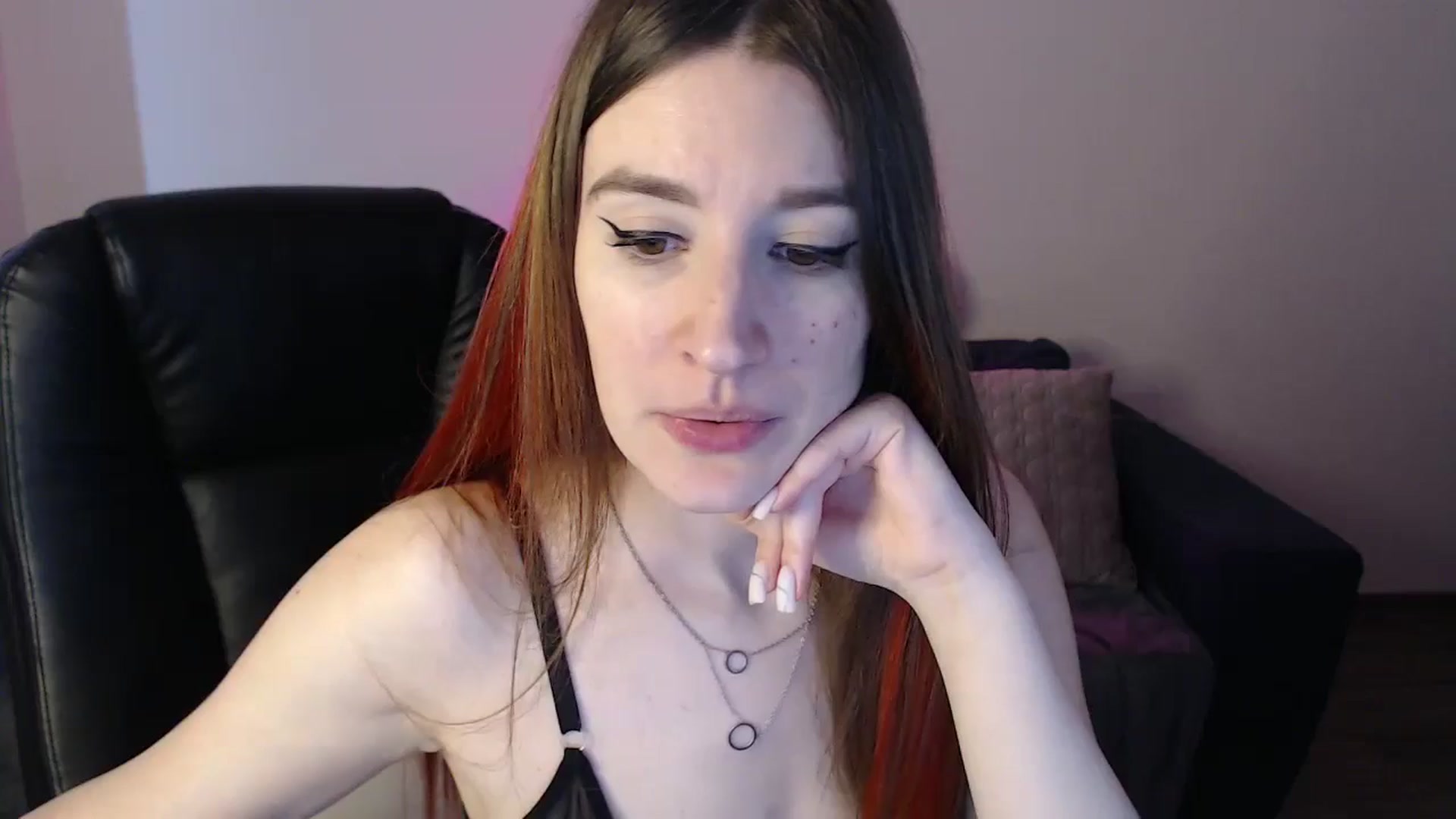 Gallery image thumbnail from Brocard's myfreecams stream on, 03/04/2025, 10:45 image 1 of 20