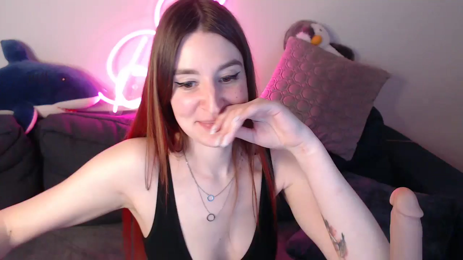 Gallery image thumbnail from Brocard's myfreecams stream on, 03/07/2025, 14:49 image 9 of 20